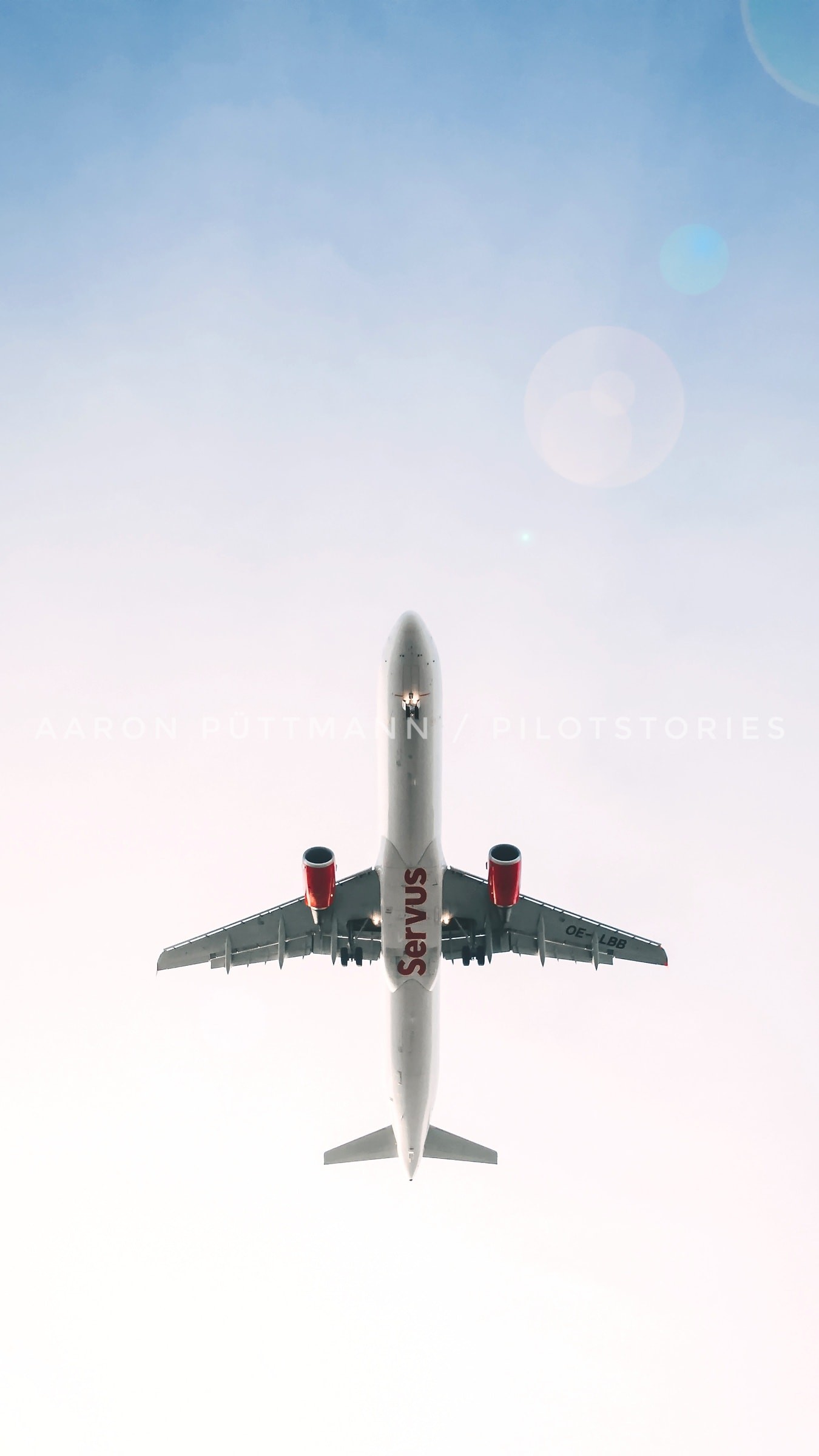 1350x2400 ... 195 of Austrian Airlines ...