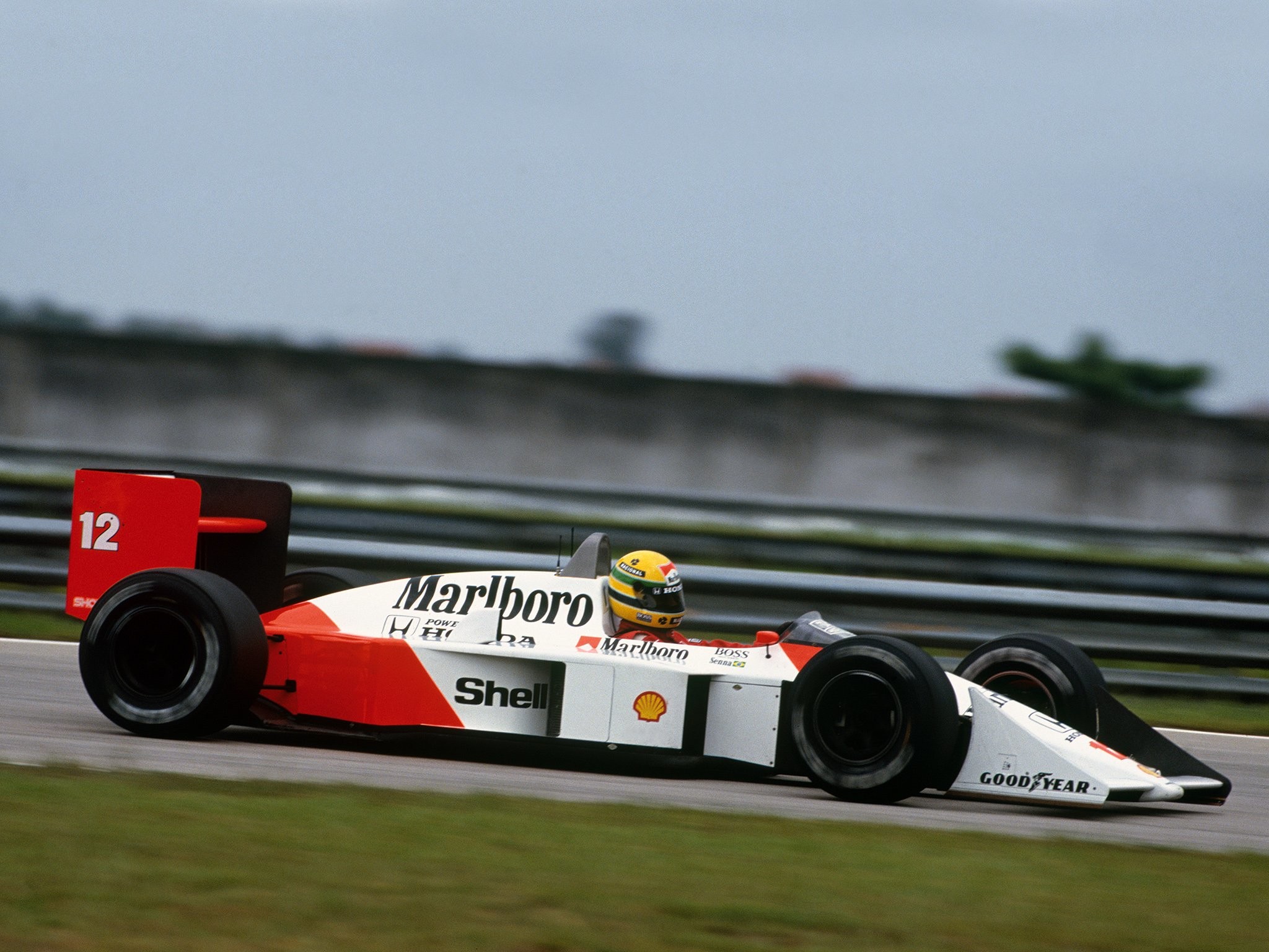 2048x1536 1988 McLaren Honda MP4-4 formula f-1 race racing h wallpaper | 