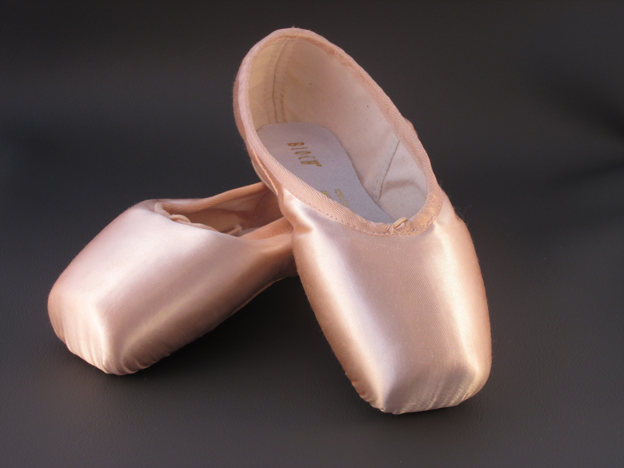 2048x1536 ... pointe shoe bags and inlays etc. ESO160L
