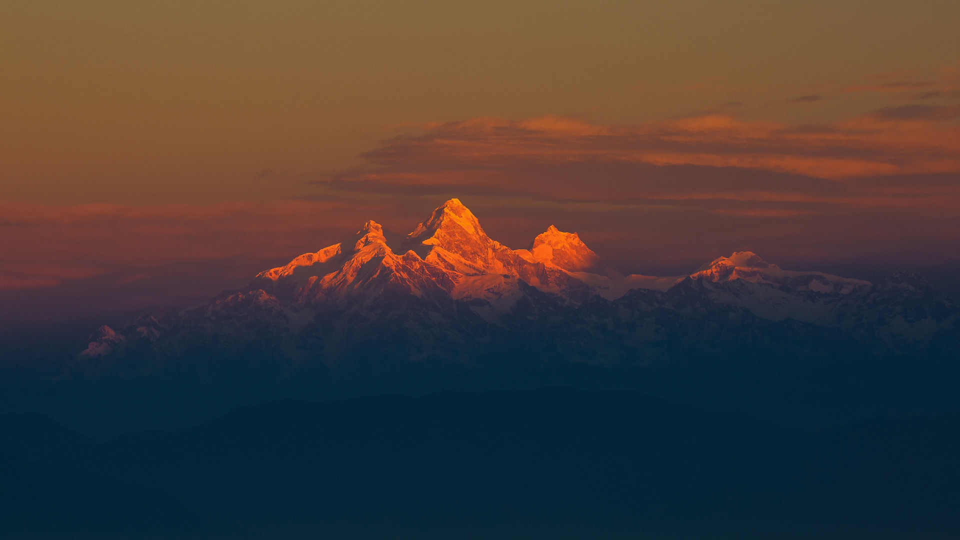 1920x1080  Wallpaper mountain range, himalayas, mountains, sky, fog