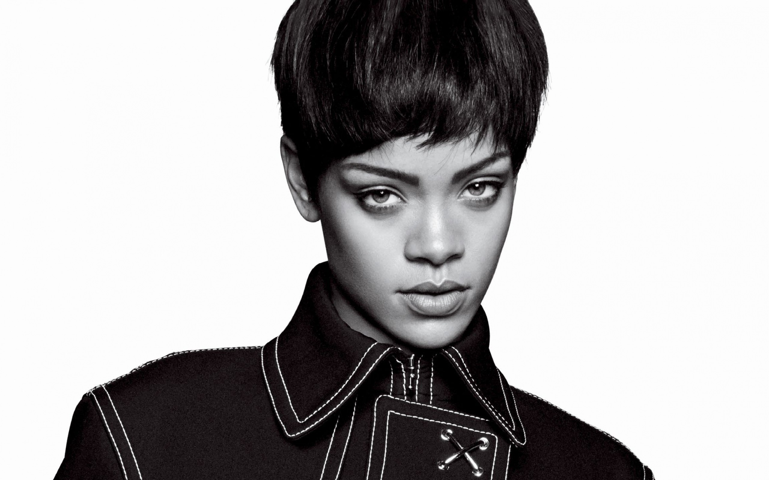 2560x1600 Preview wallpaper rihanna, singer, celebrity, style, bw 