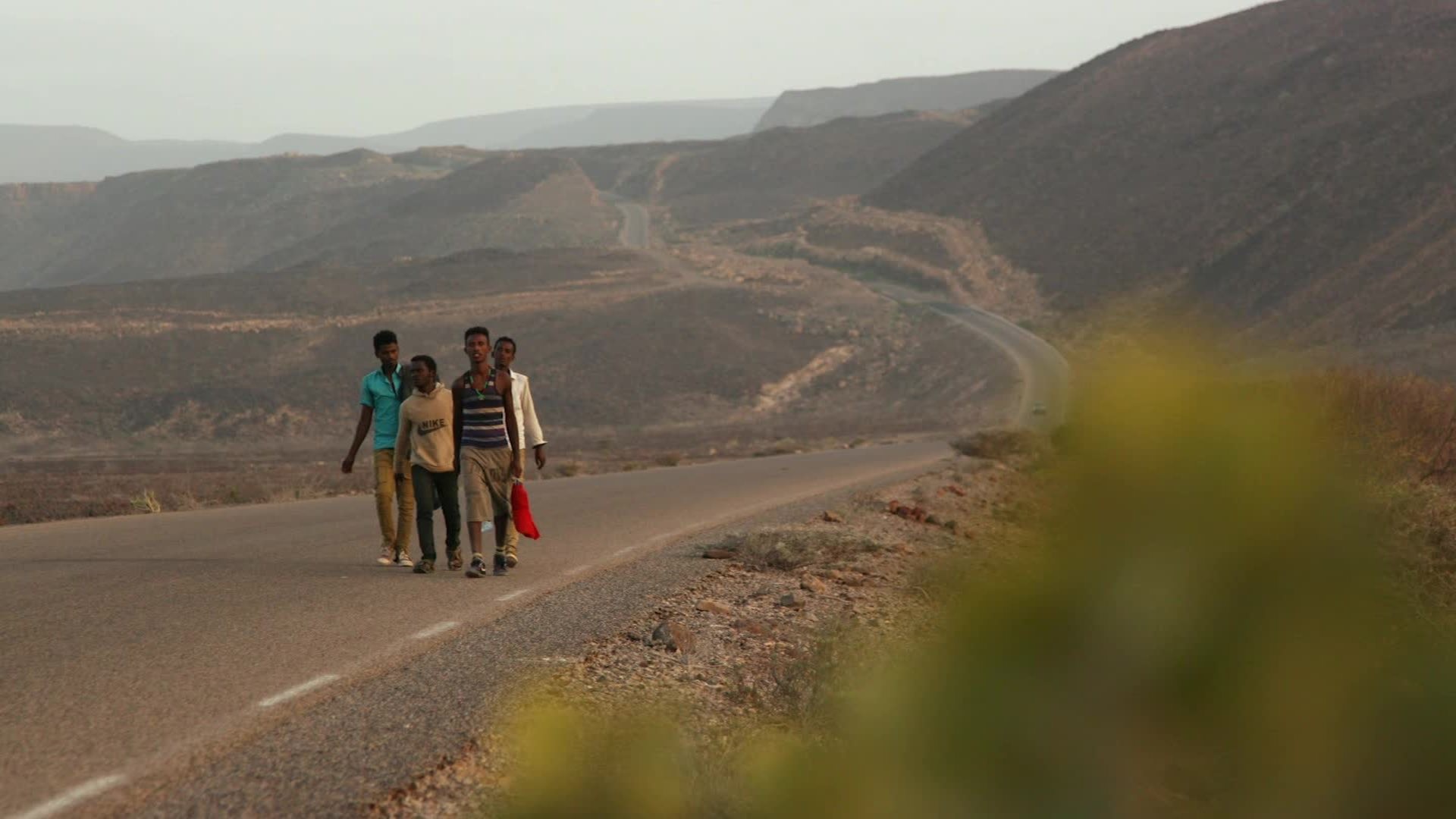 1920x1080 The Ethiopian migrants crossing Yemen's war to find a better life - CNN  Video