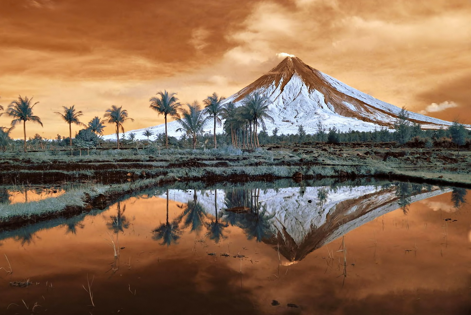 1920x1285 mountain, luzon,landscape, volcano mount, cool, display, philippines, cute,  amazing,hd wallpaper, reflection, mayon, lovely, trees, nature, Wallpaper HD