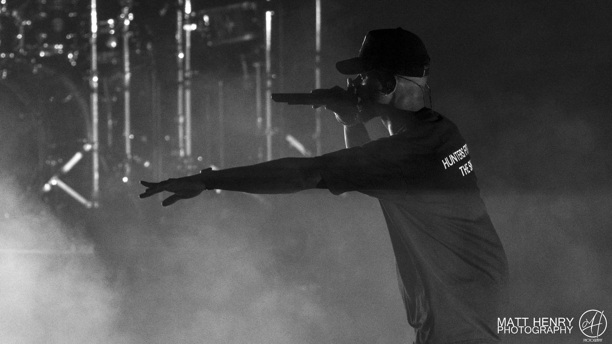 2048x1152 Bryson Tiller performing live in Auckland, New Zealand 2017. Image by Matt  Henry Photography