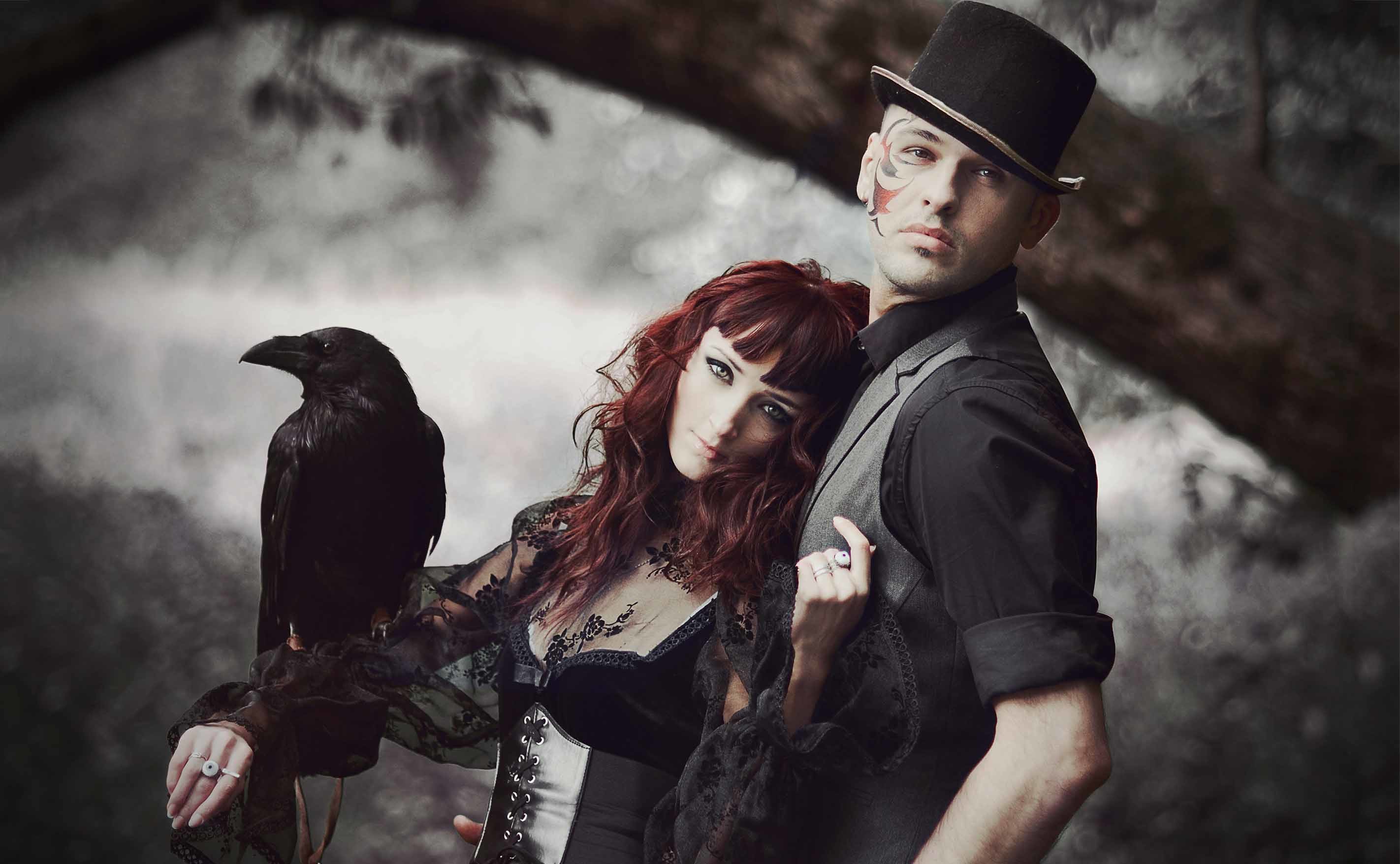 2844x1756 Stylish and gothic couple in hot seen look love wallpaper