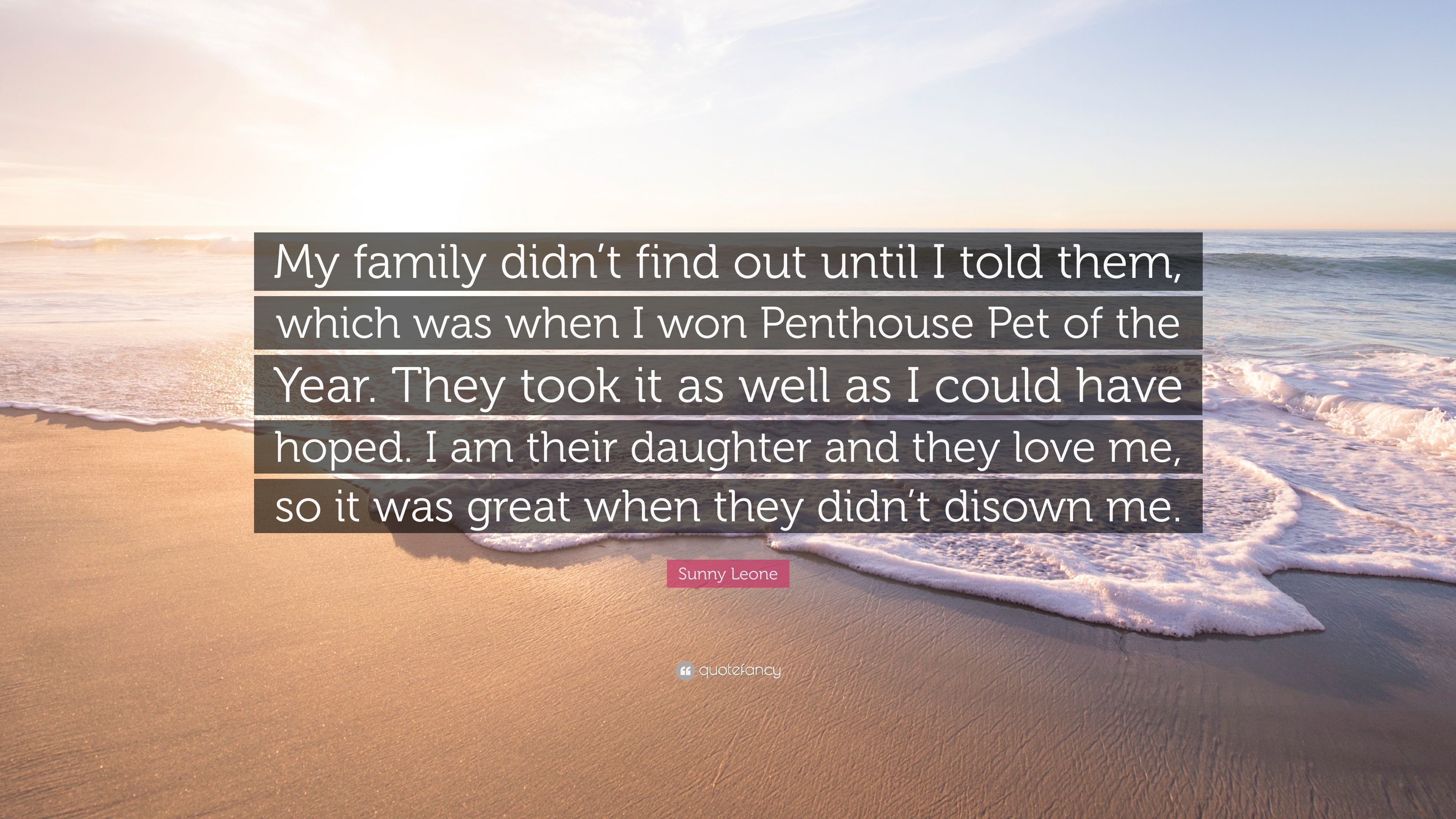 3840x2160 Sunny Leone Quote: “My family didn't find out until I told them