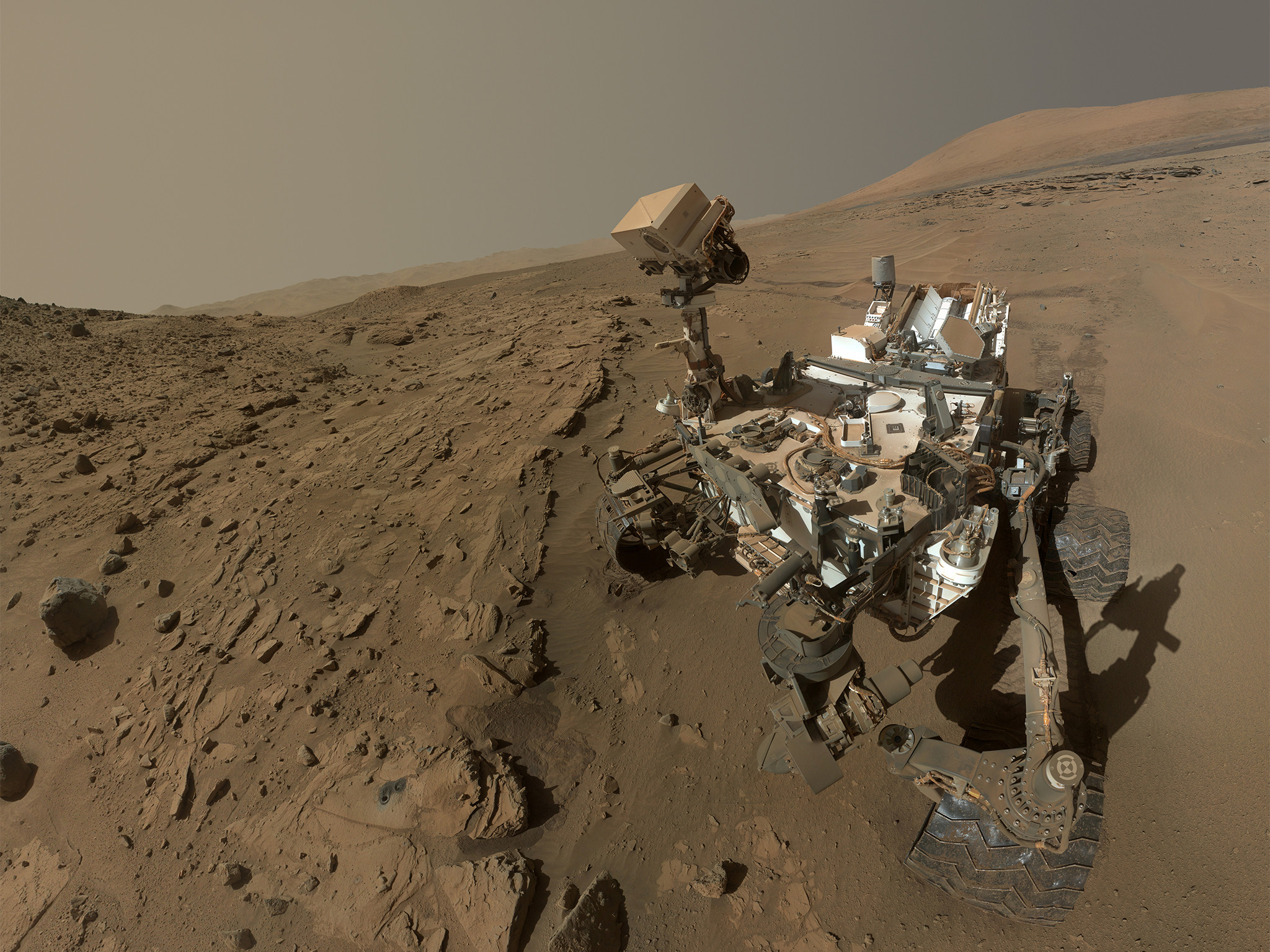 2048x1536 Alien Life on Mars? NASA Rover Spots Methane, a Possible Sign of Microbes