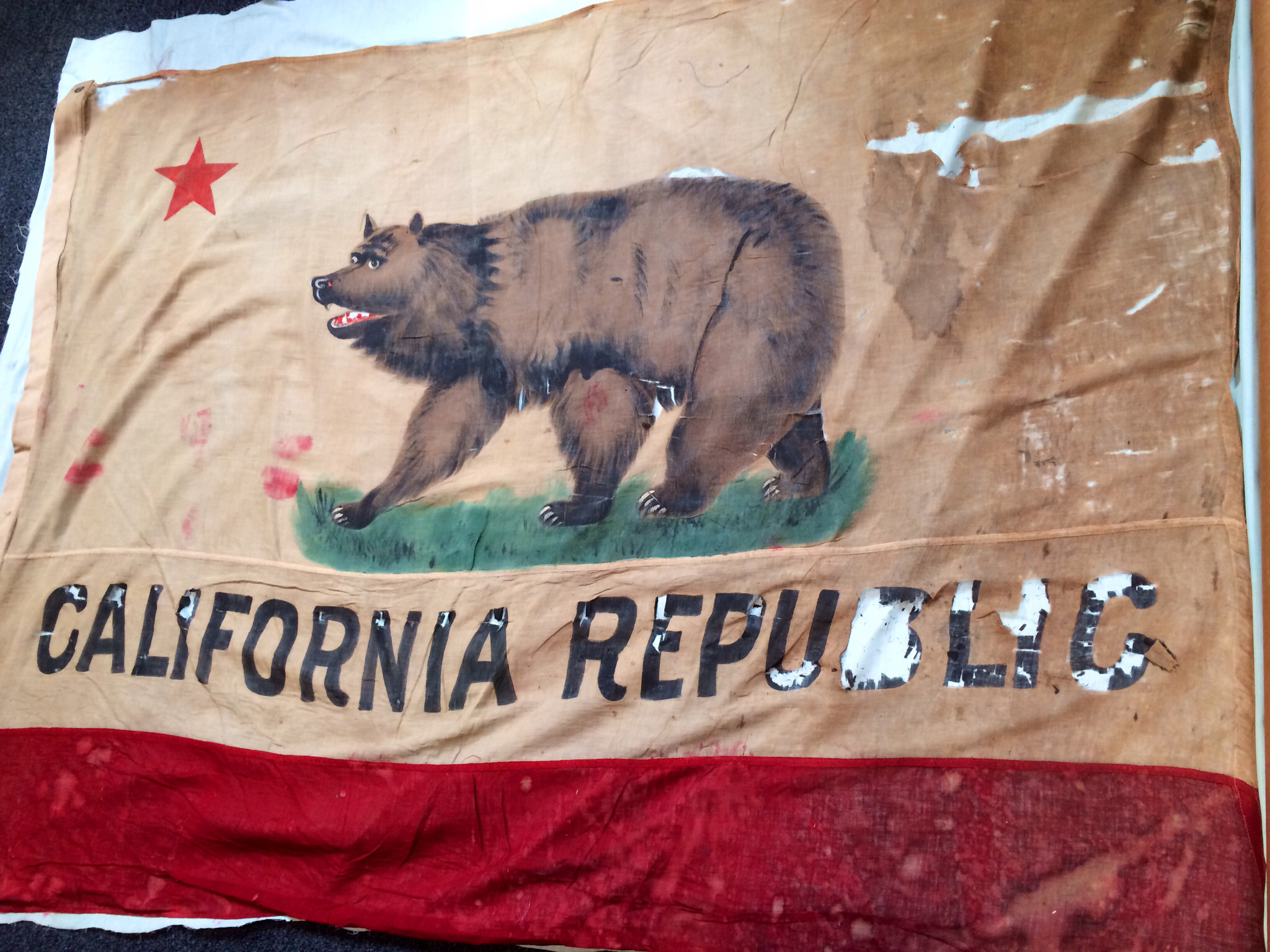 2048x1536 1870 hand painted California flag