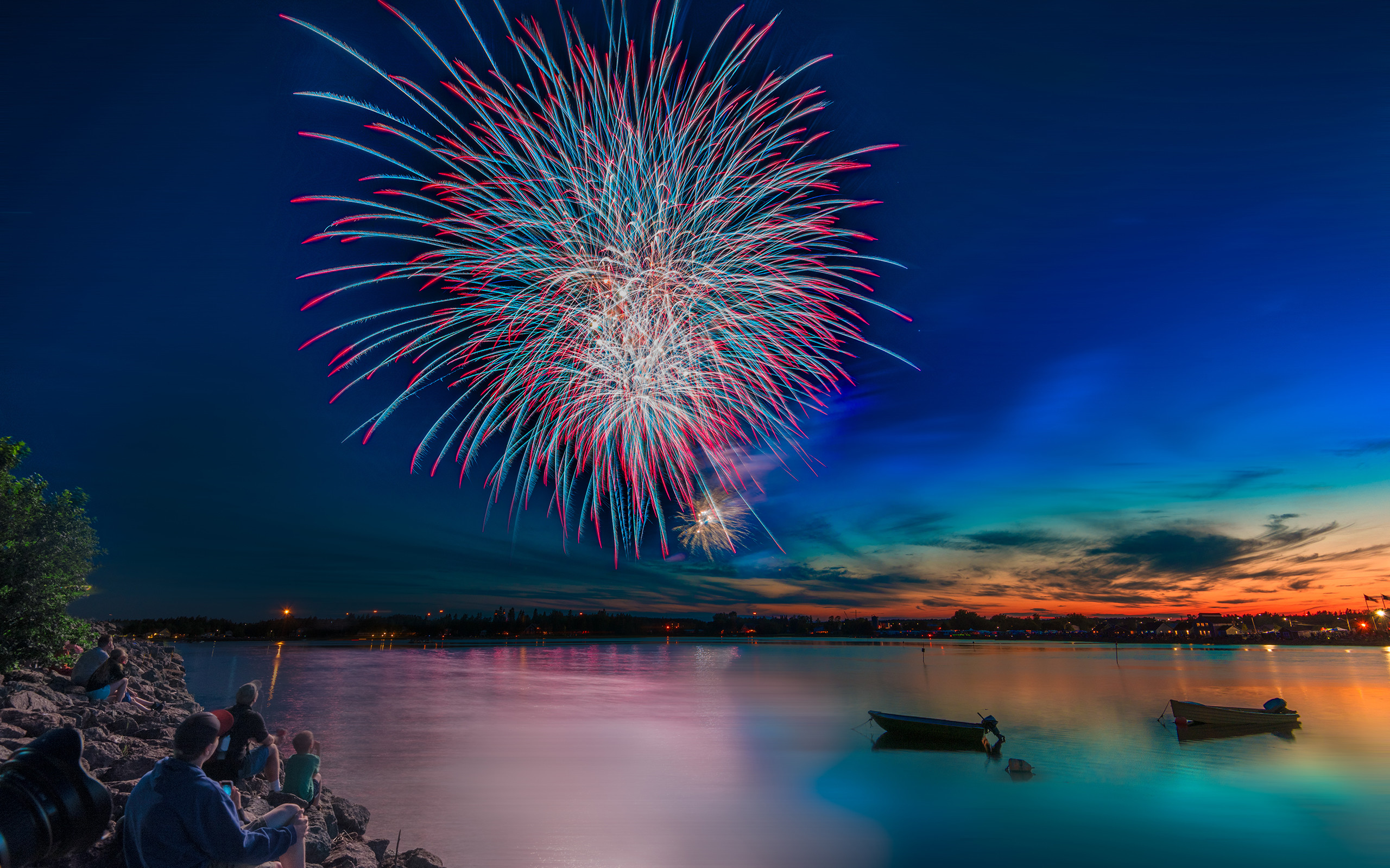 2560x1600 Fireworks Celebrations