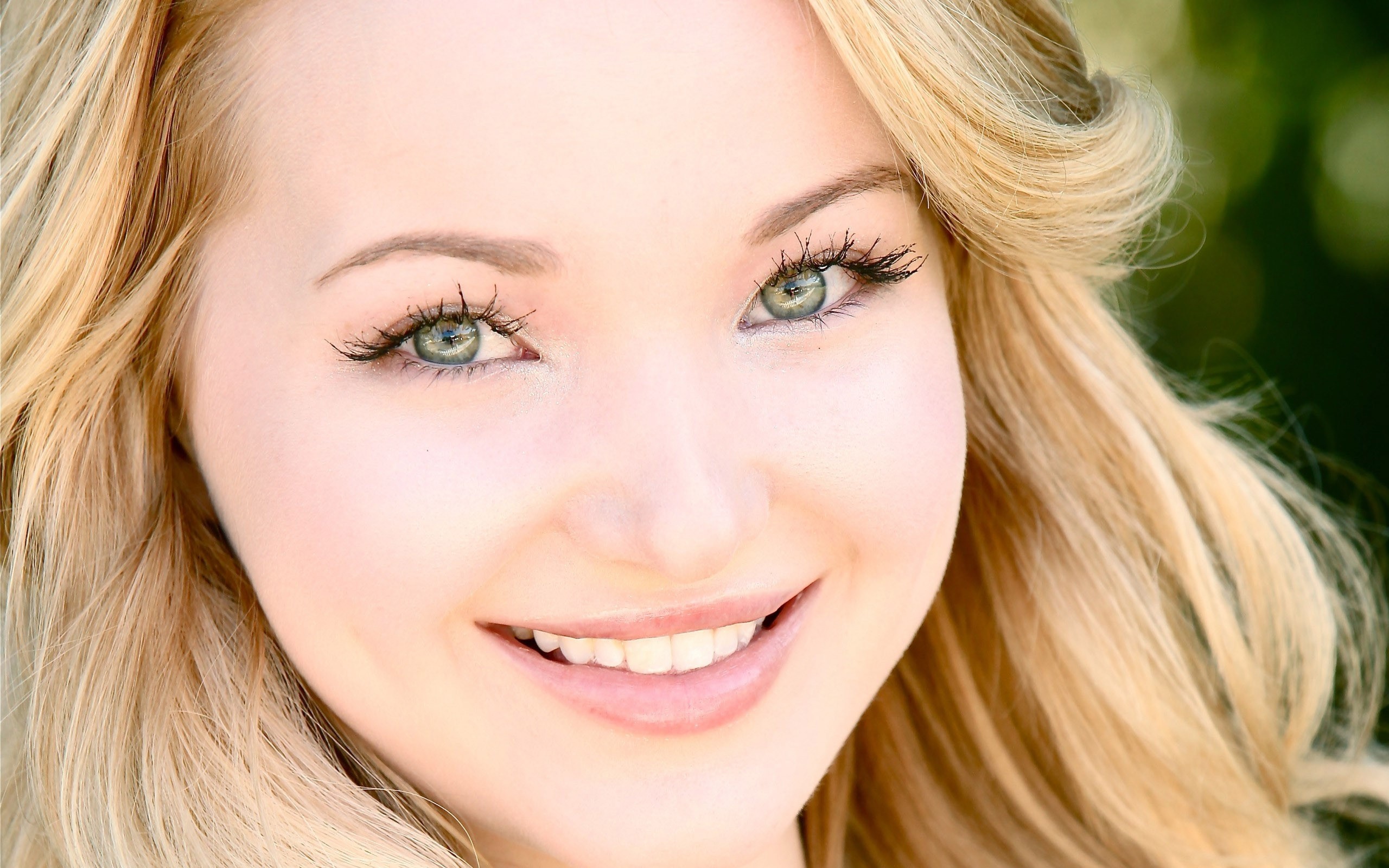 2560x1600 Dove Cameron Wallpapers | HD Wallpapers Dove Cameron 93 by christiancaron54  on DeviantArt ...