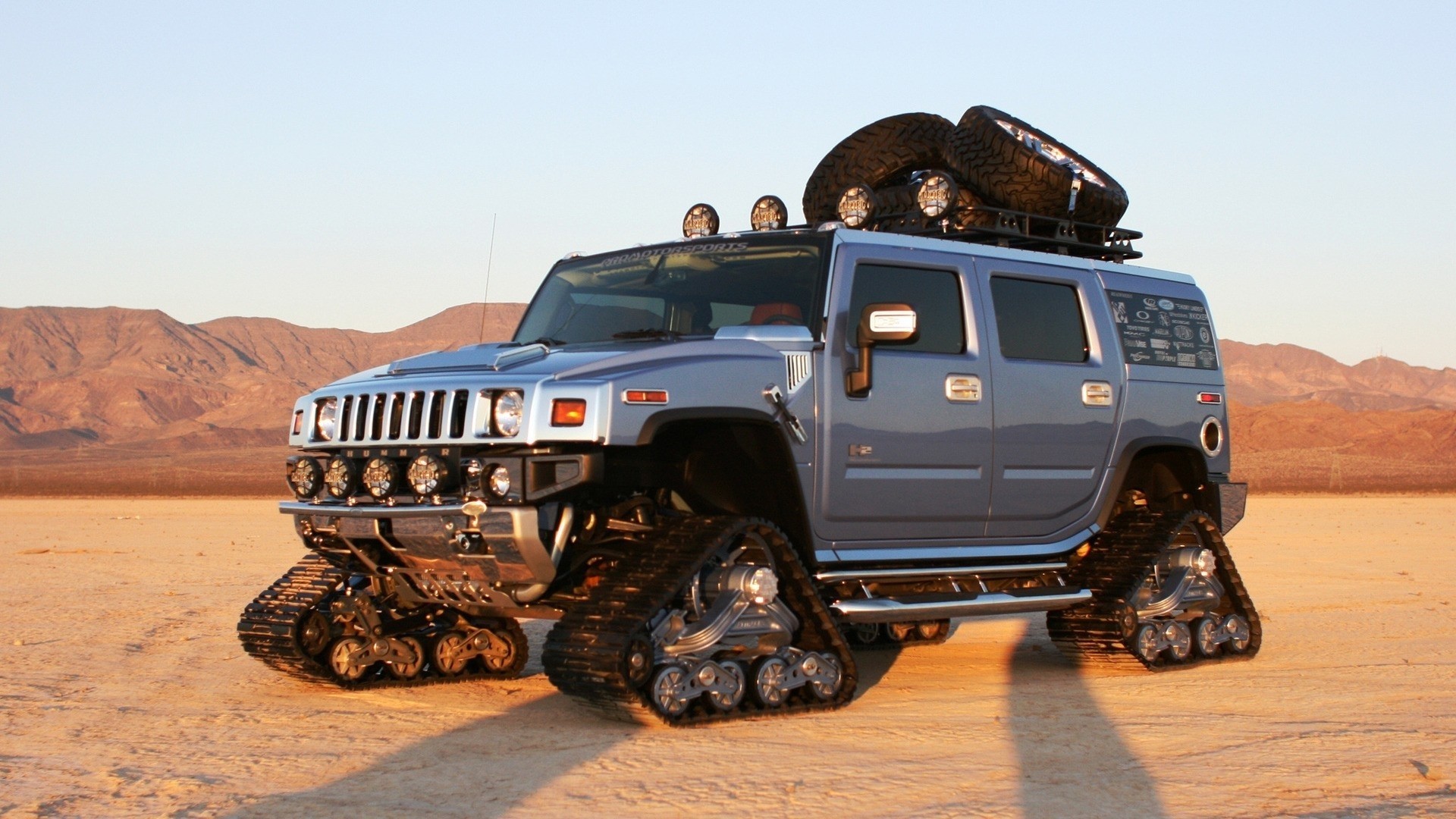 1920x1080 Hummer cars are very popular worldwide. All the cars lovers check out  latest and beautiful wallpapers of Hummer.