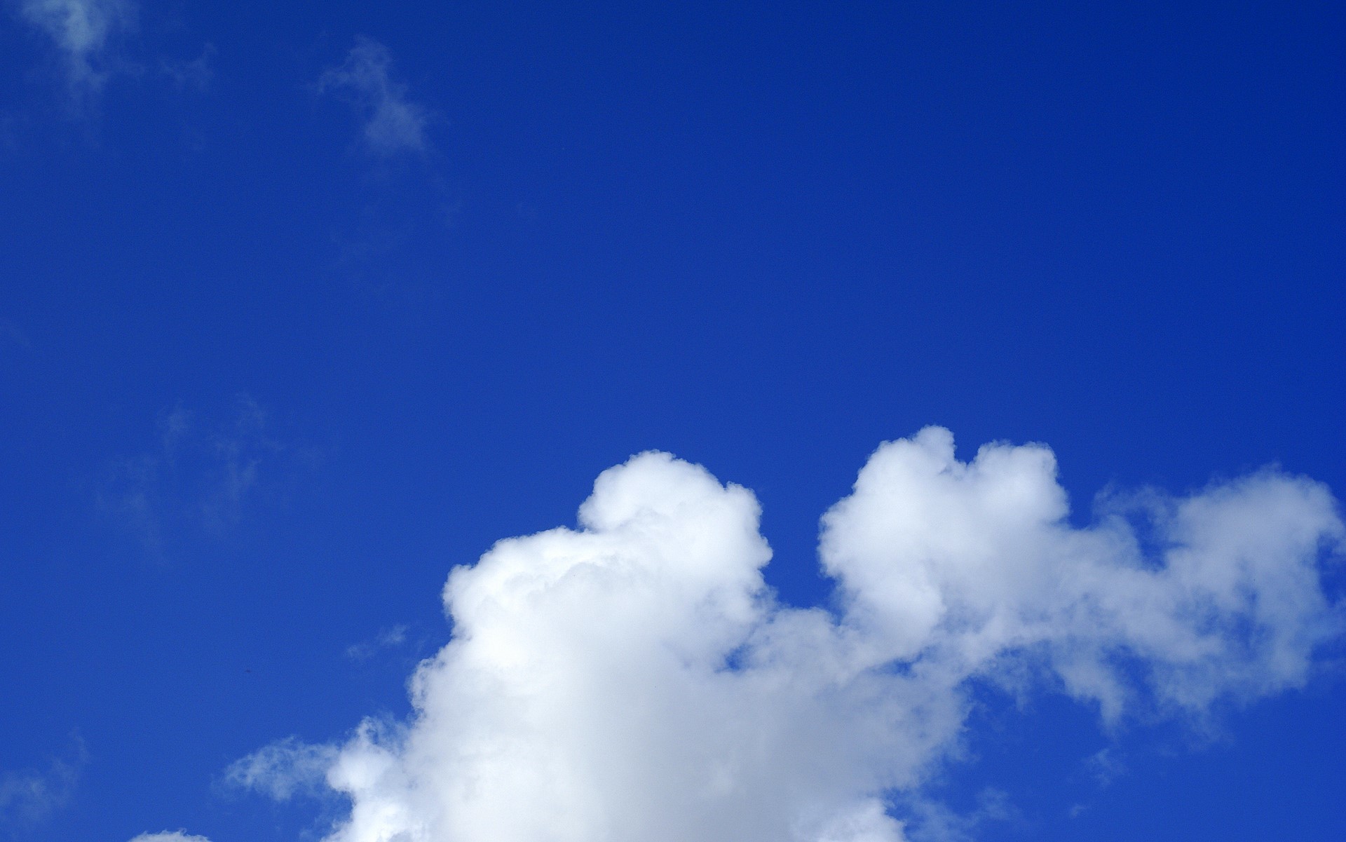 1920x1201 blue sky