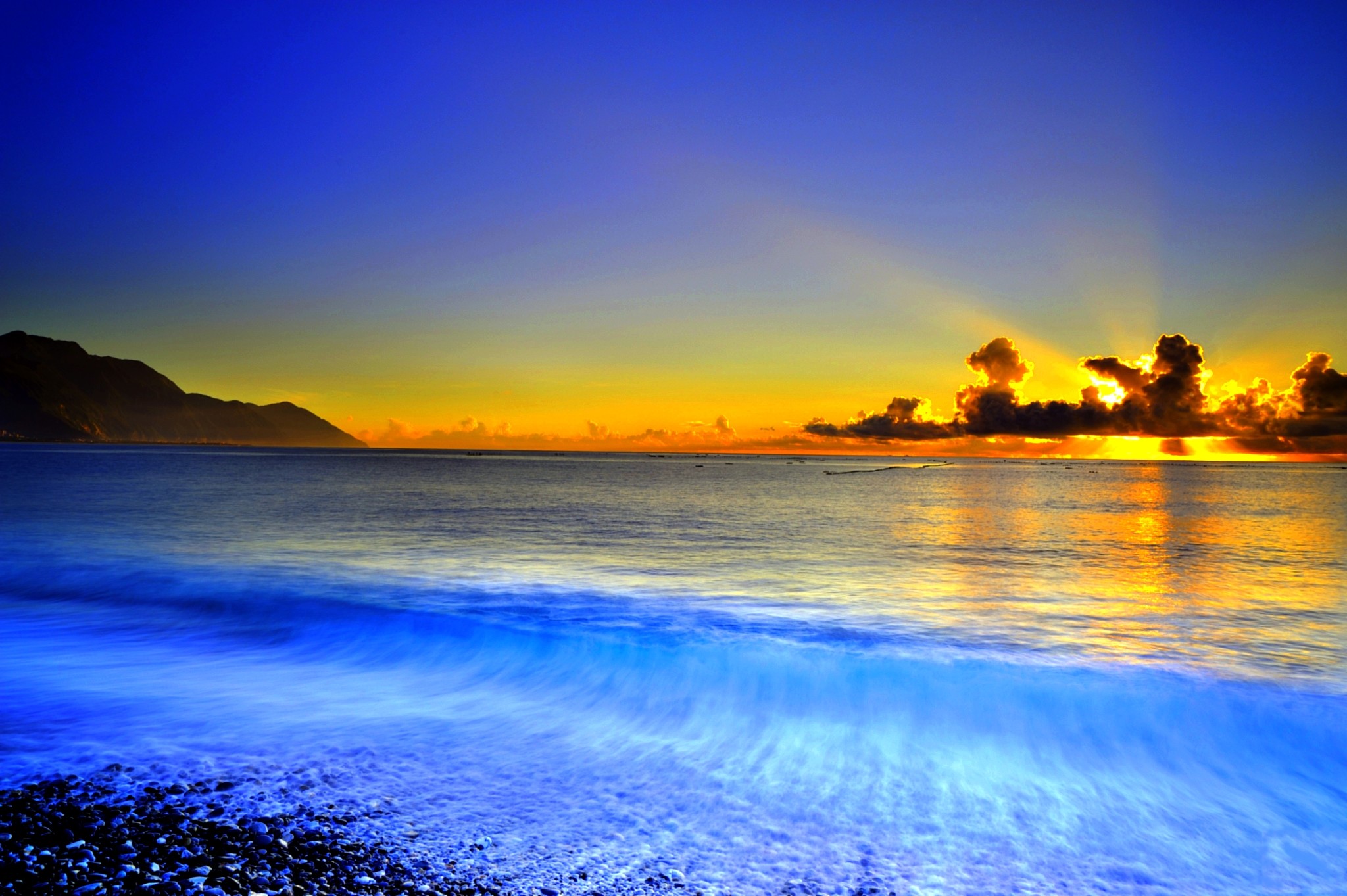 2048x1363 ... Amazing-Sunset-Ocean-Wallpaper-Computer-Desktop-Background