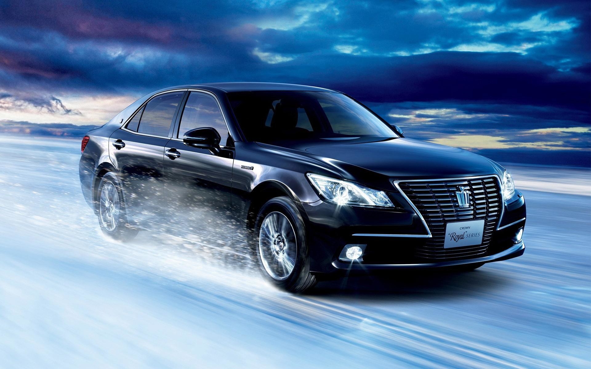 1920x1200 Toyota Crown Royal Series rushing in the snow