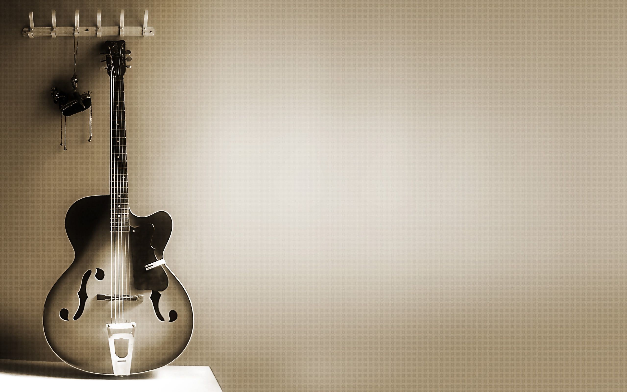 2560x1600 Guitar Wallpapers Images