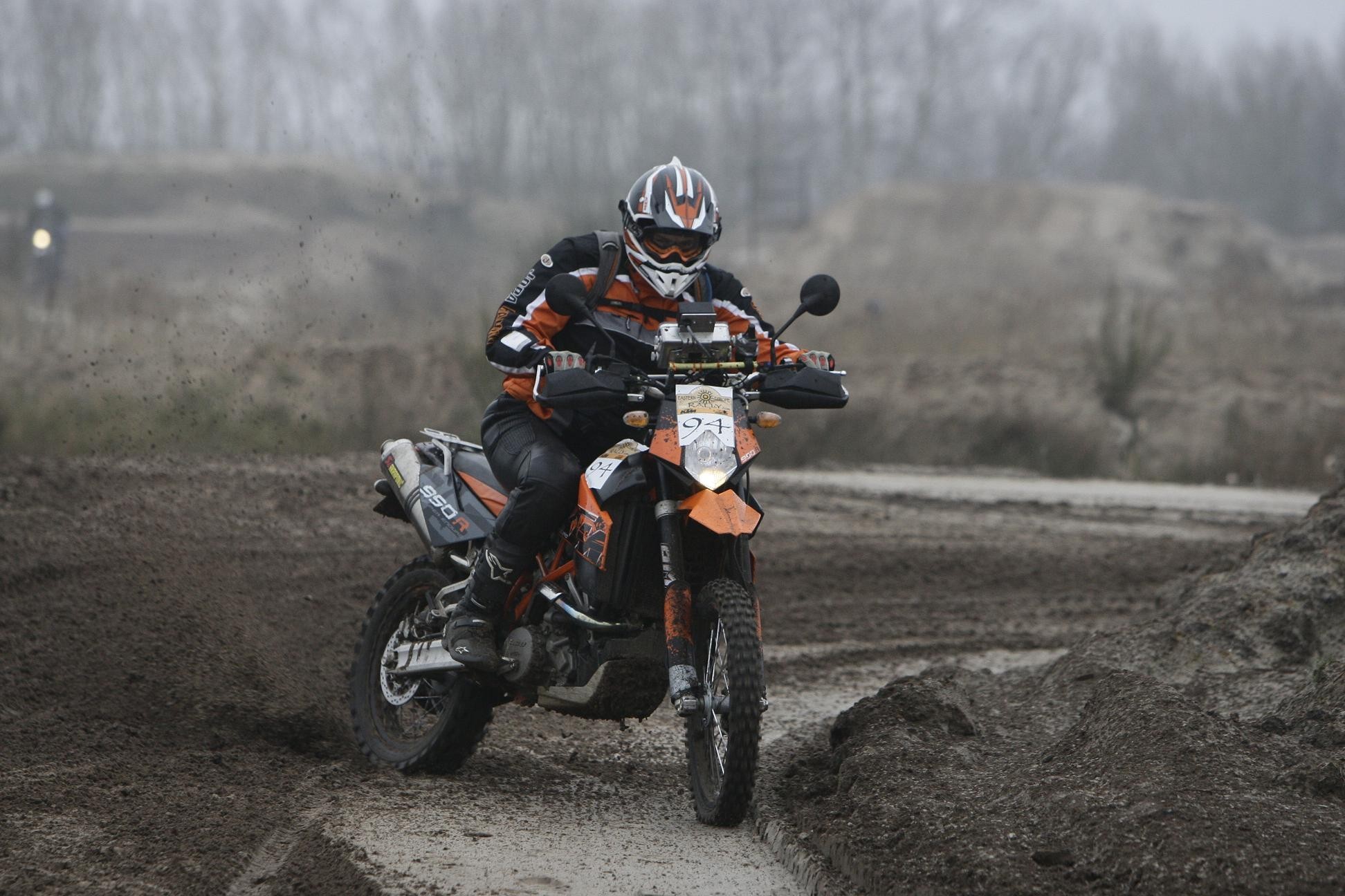 1944x1296 KTM Duke-950R Offroad Wallpaper with  Resolution