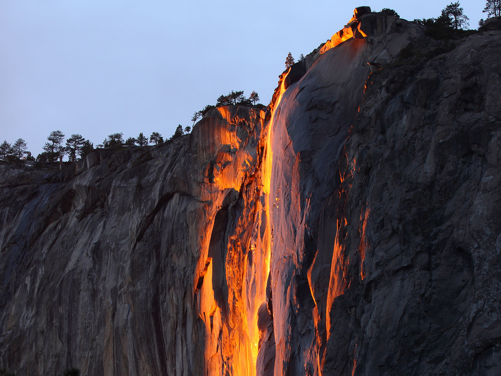 2048x1536 Yosemite's 'Firefall' Is a Gorgeous February Tradition - CondÃ© Nast Traveler