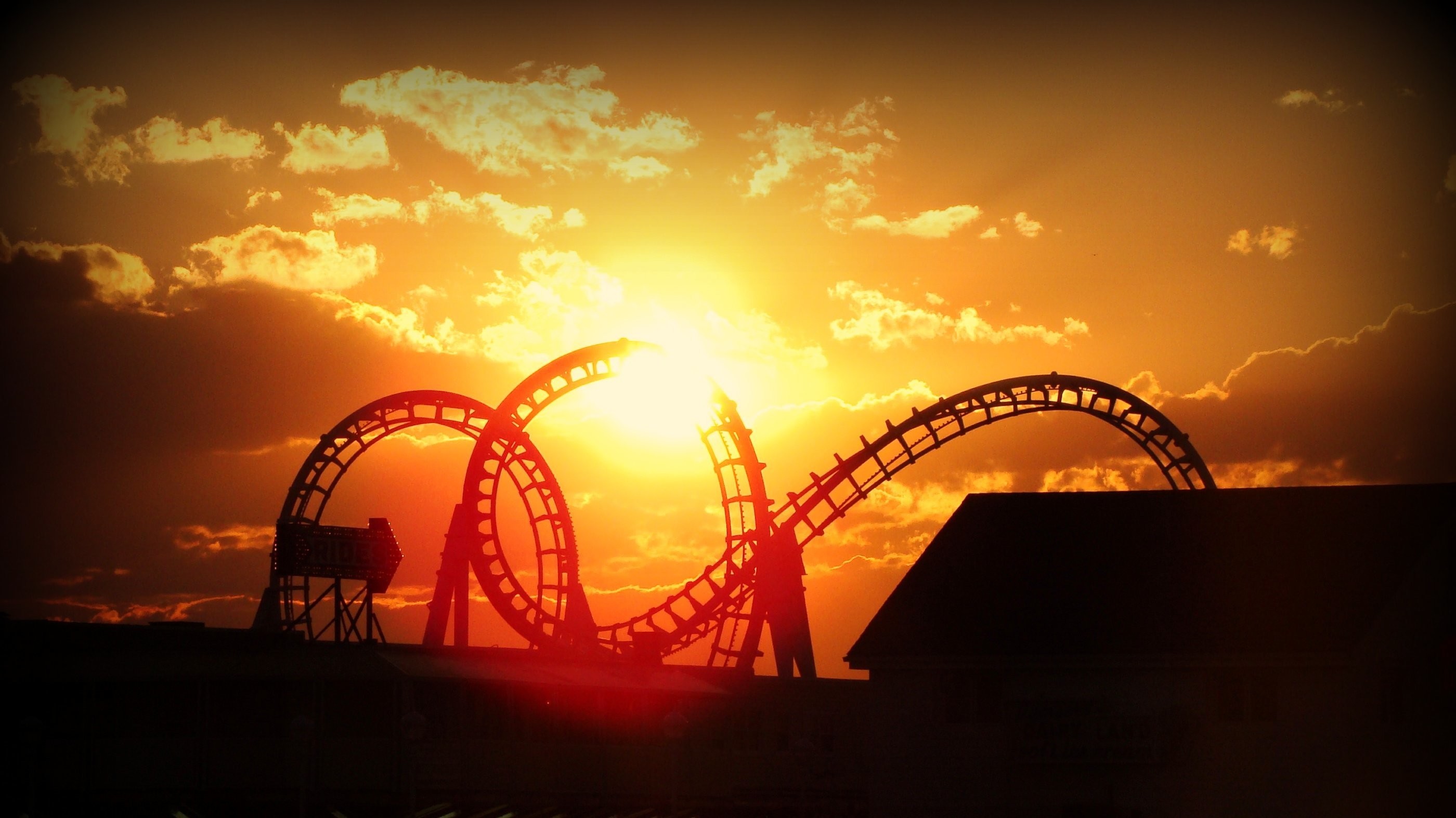 2800x1574 Roller coaster amusement park fun rides 1roll adventure summer wallpaper |   | 663407 | WallpaperUP