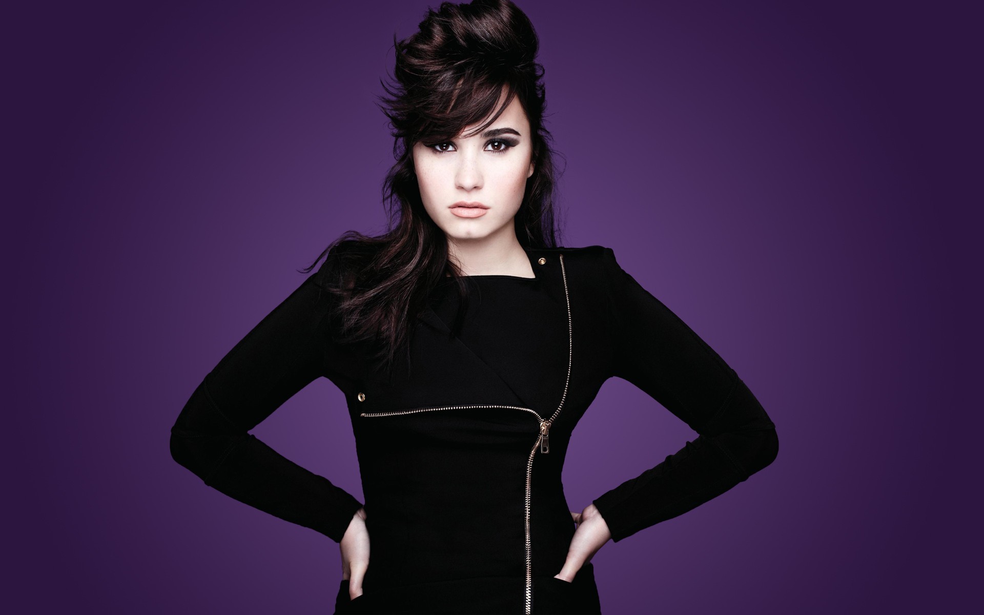 1920x1200 Demi Lovato