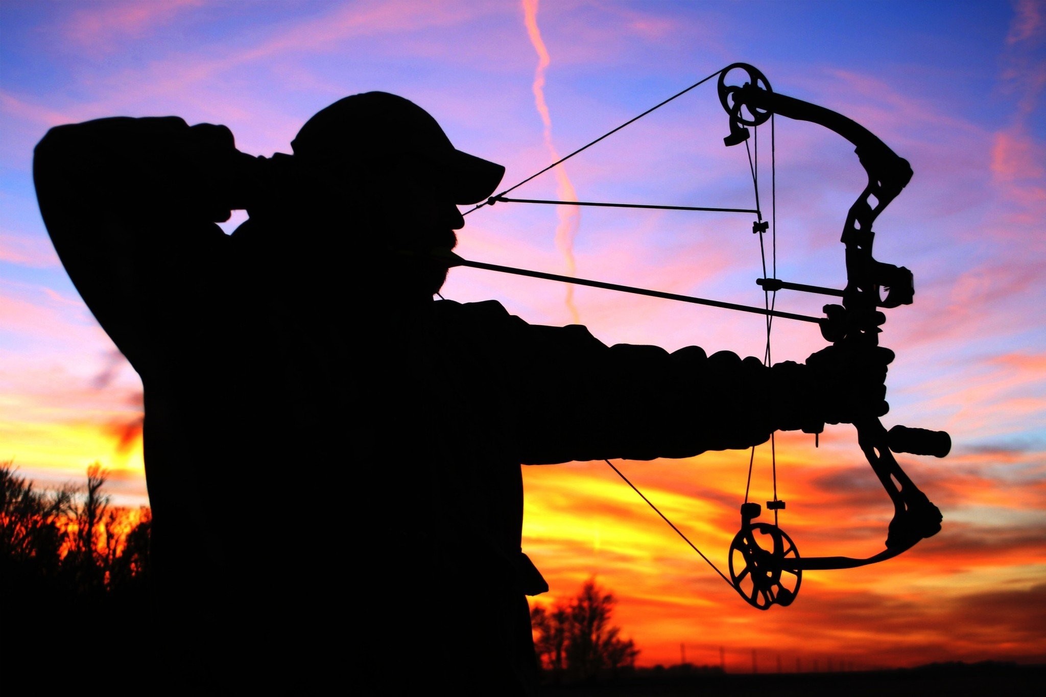 2048x1365  bow hunting archery archer bow arrow hunting weapon wallpaper