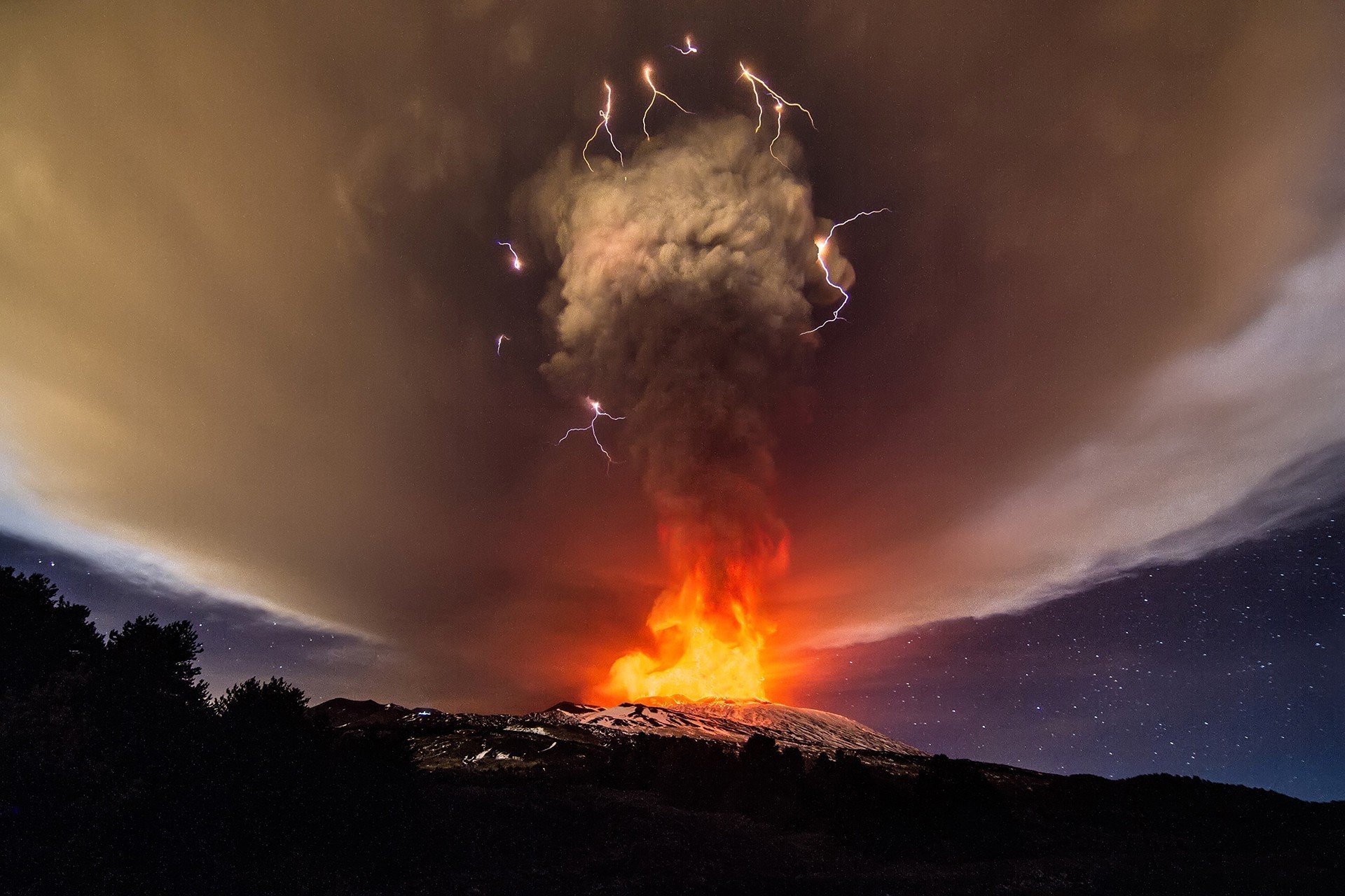 1920x1280 vulcano, Fire, Nature, Volcano, Lava, Lightning, Clouds, Smoke Wallpapers  HD / Desktop and Mobile Backgrounds