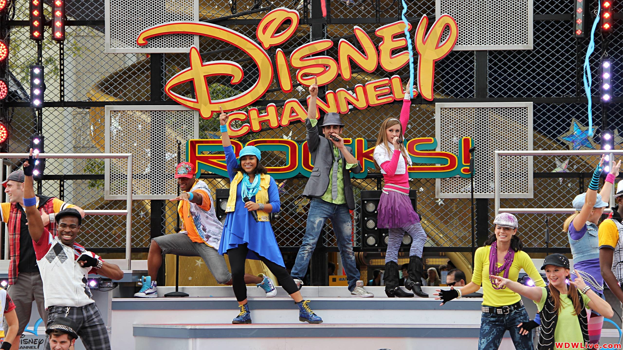 2560x1440 Disney Channel Rocks!: