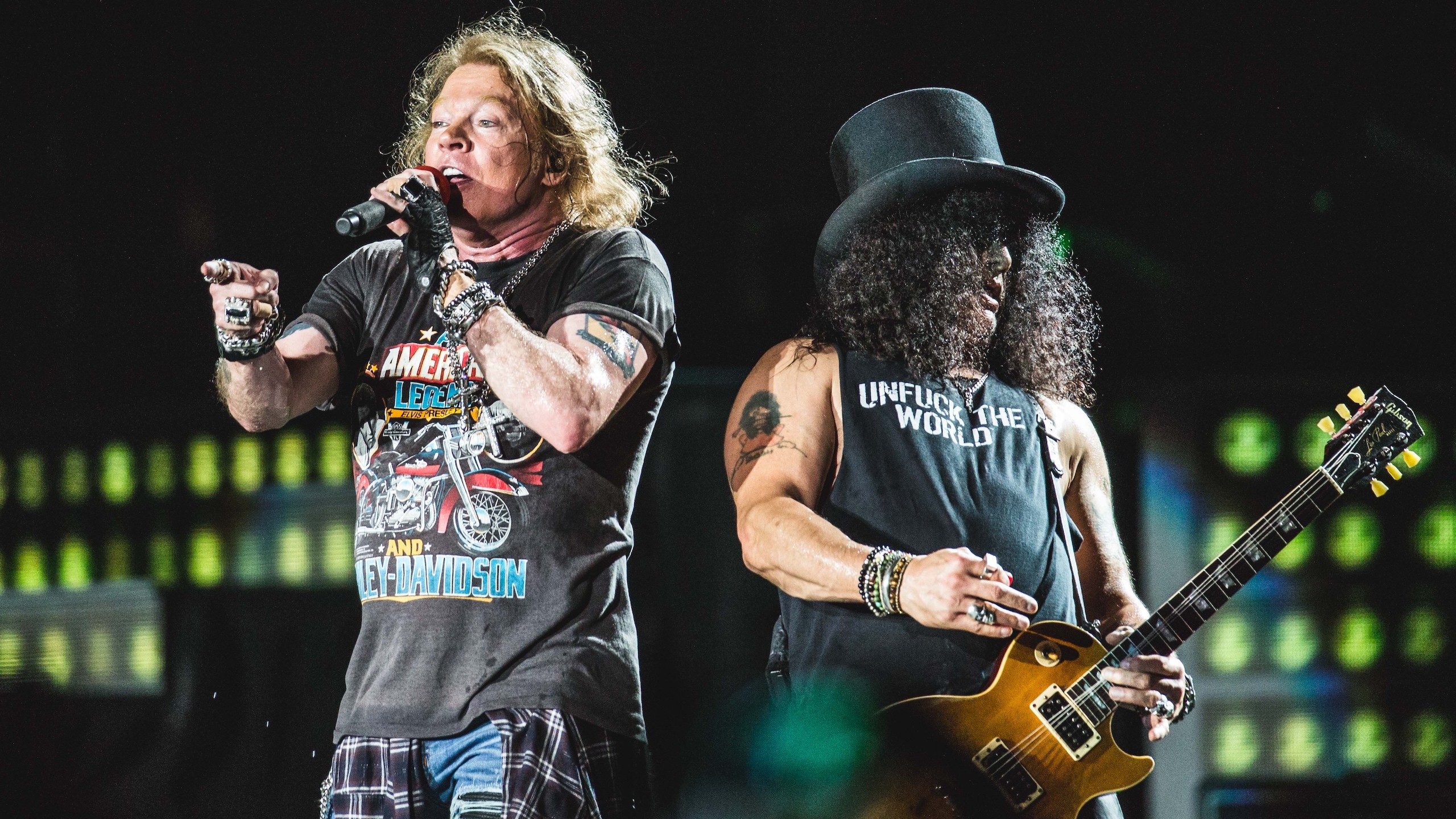 2560x1440 Guns N' Roses Apologise After Being Booed By Fans In Melbourne - Music Feeds