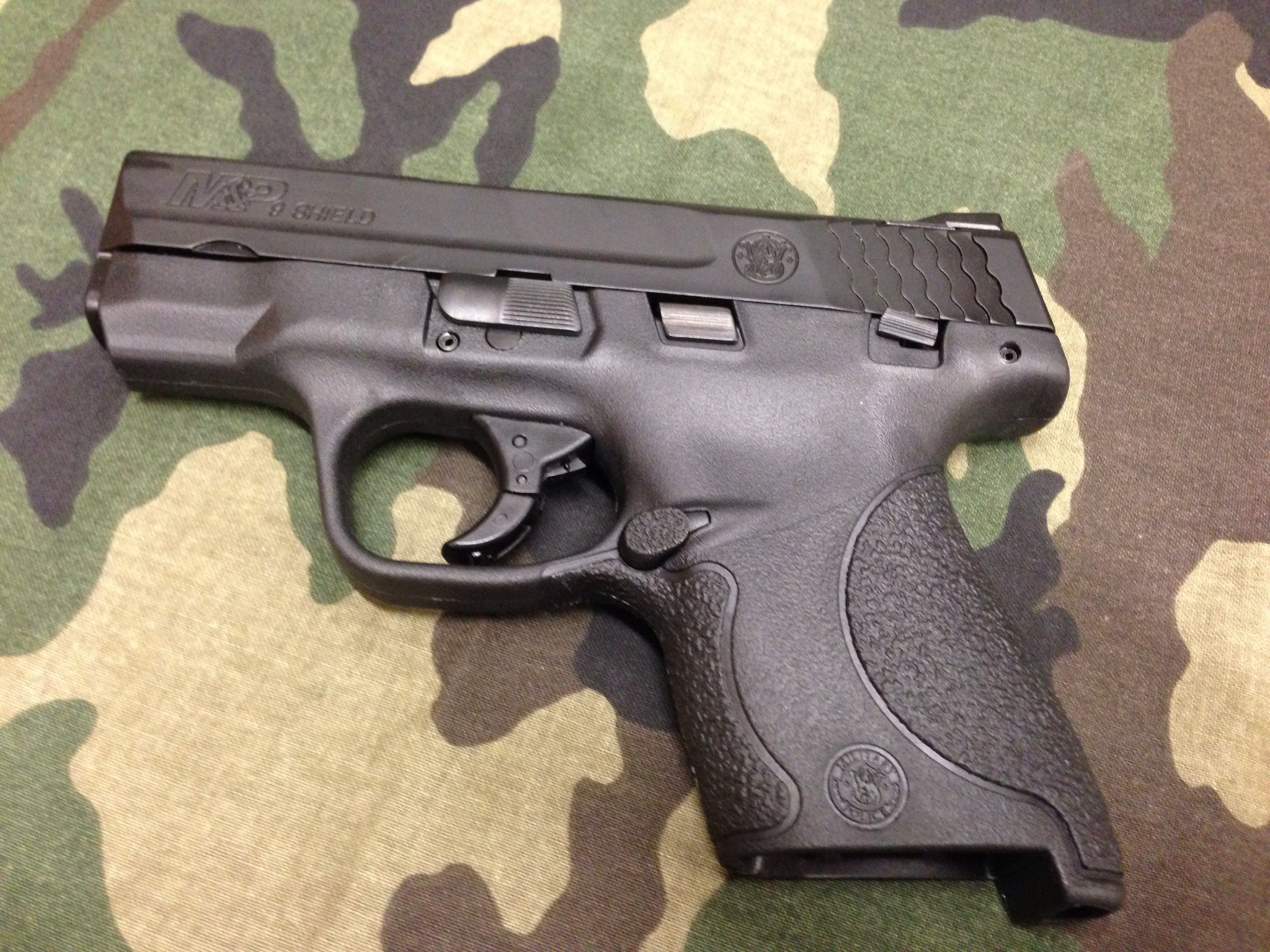 2048x1536 Tylers Army M&P Shield Compact In 2 Colors