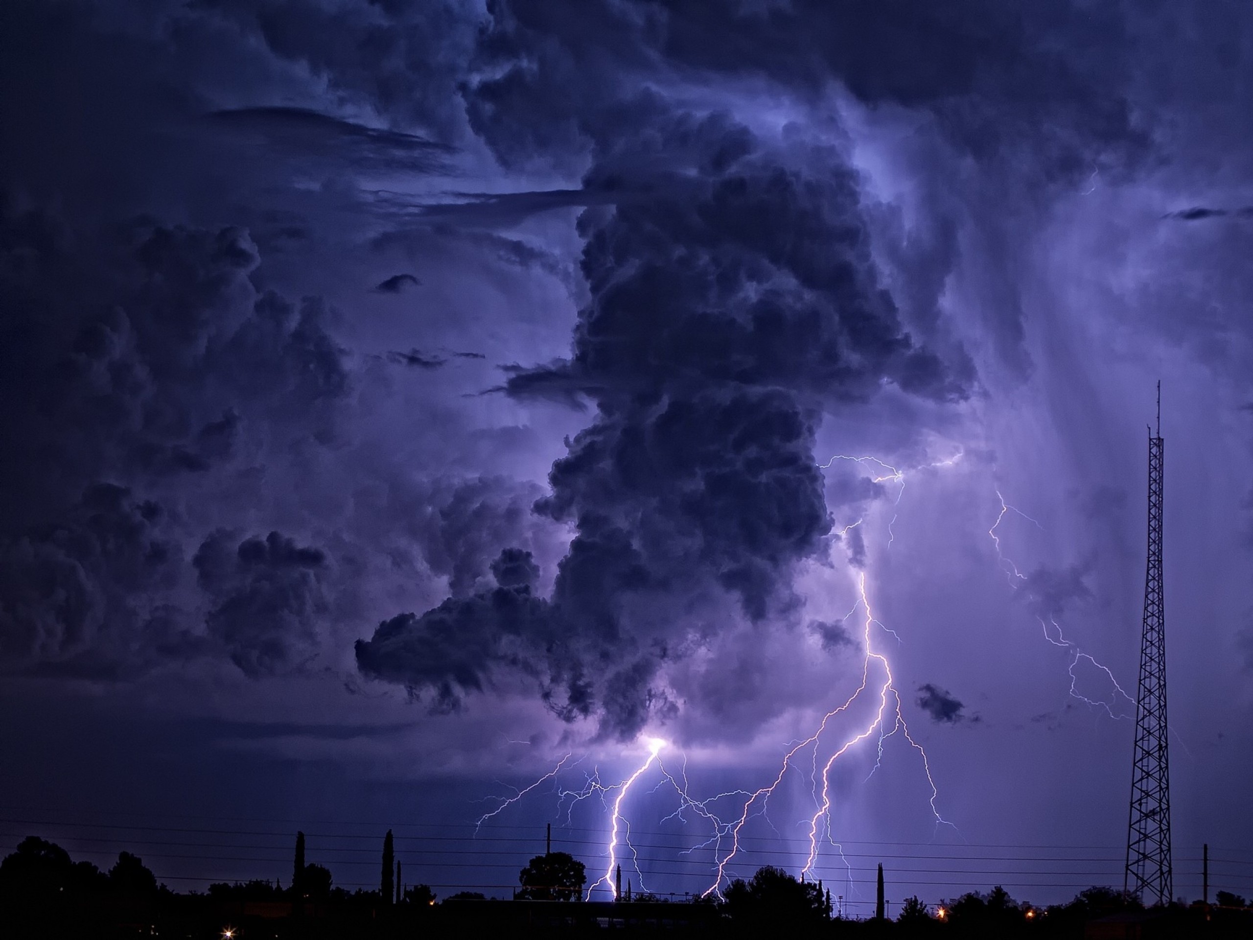 2560x1920 Image: Purple Storm Lightning & Pole wallpapers and stock photos. Â«