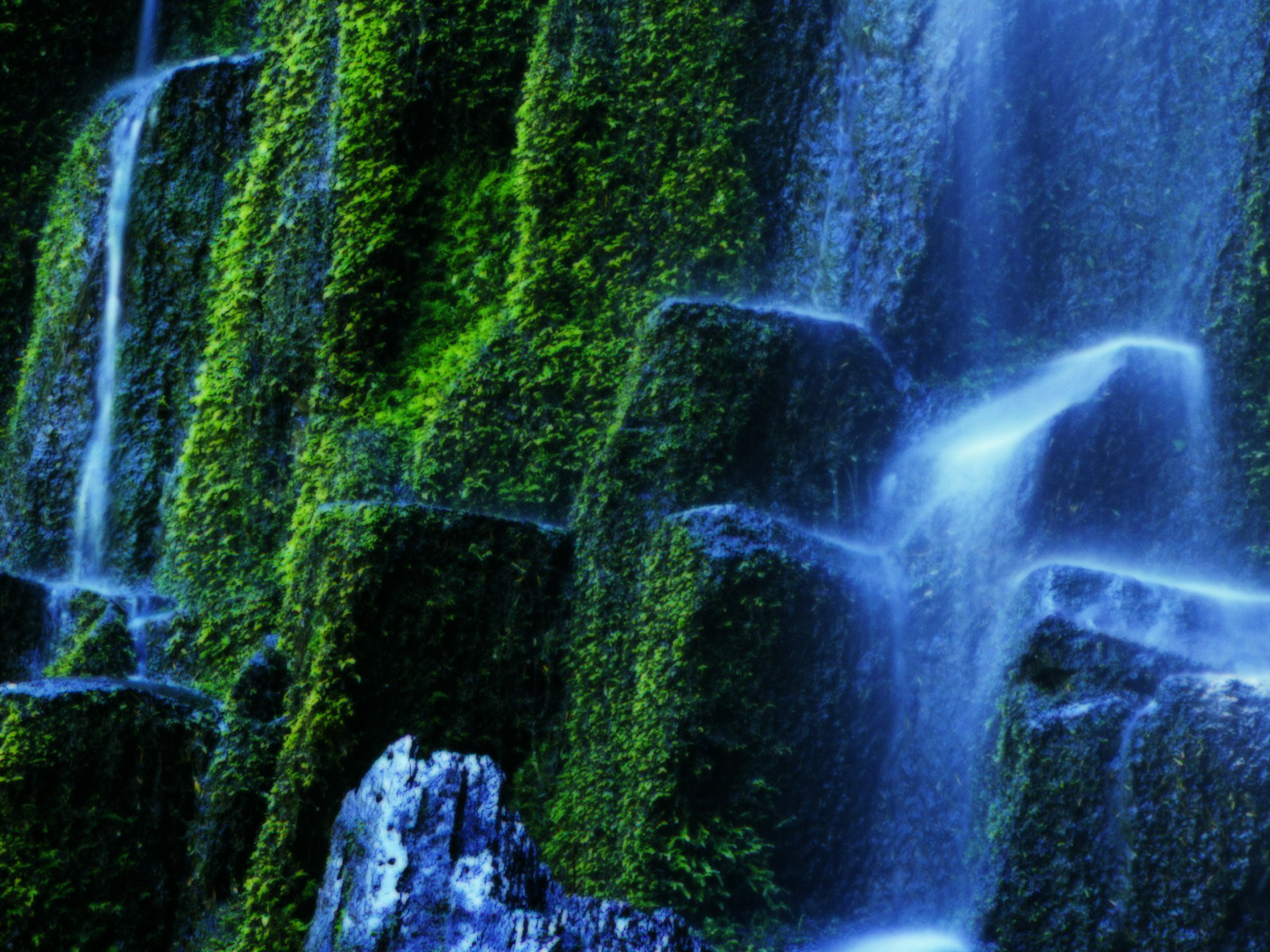 2560x1920 Waterfall Wallpapers 