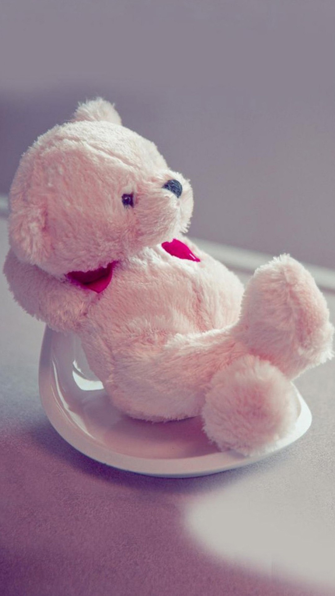 1080x1920 A cute teddy bear