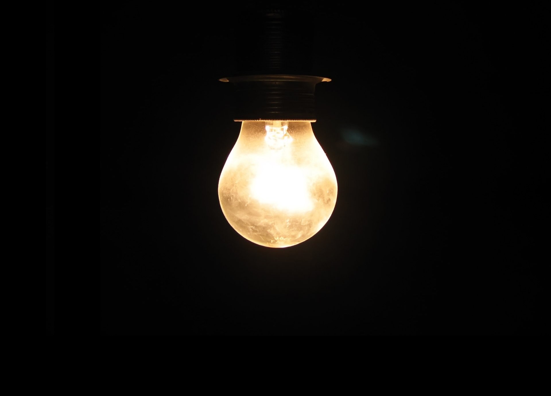 1920x1380 Lit Bulb