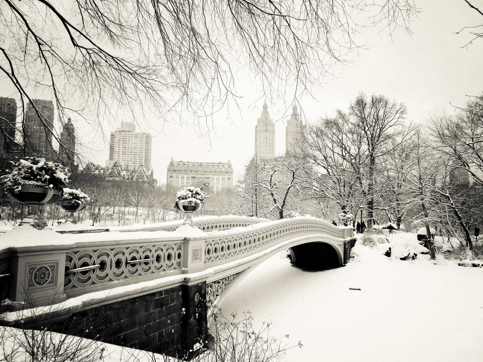 2048x1536 Pictures New York City USA Winter Bridges Snow Cities 