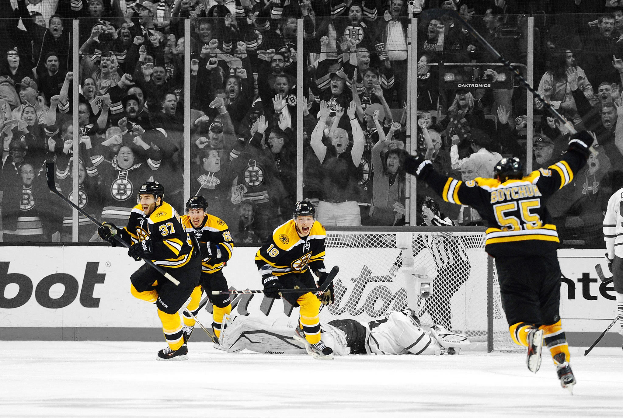 2048x1374 Tuukka Rask Boston Bruins wallpaper Hockey Sport Wallpaper 2560Ã1440 Boston Bruins  Backgrounds (34