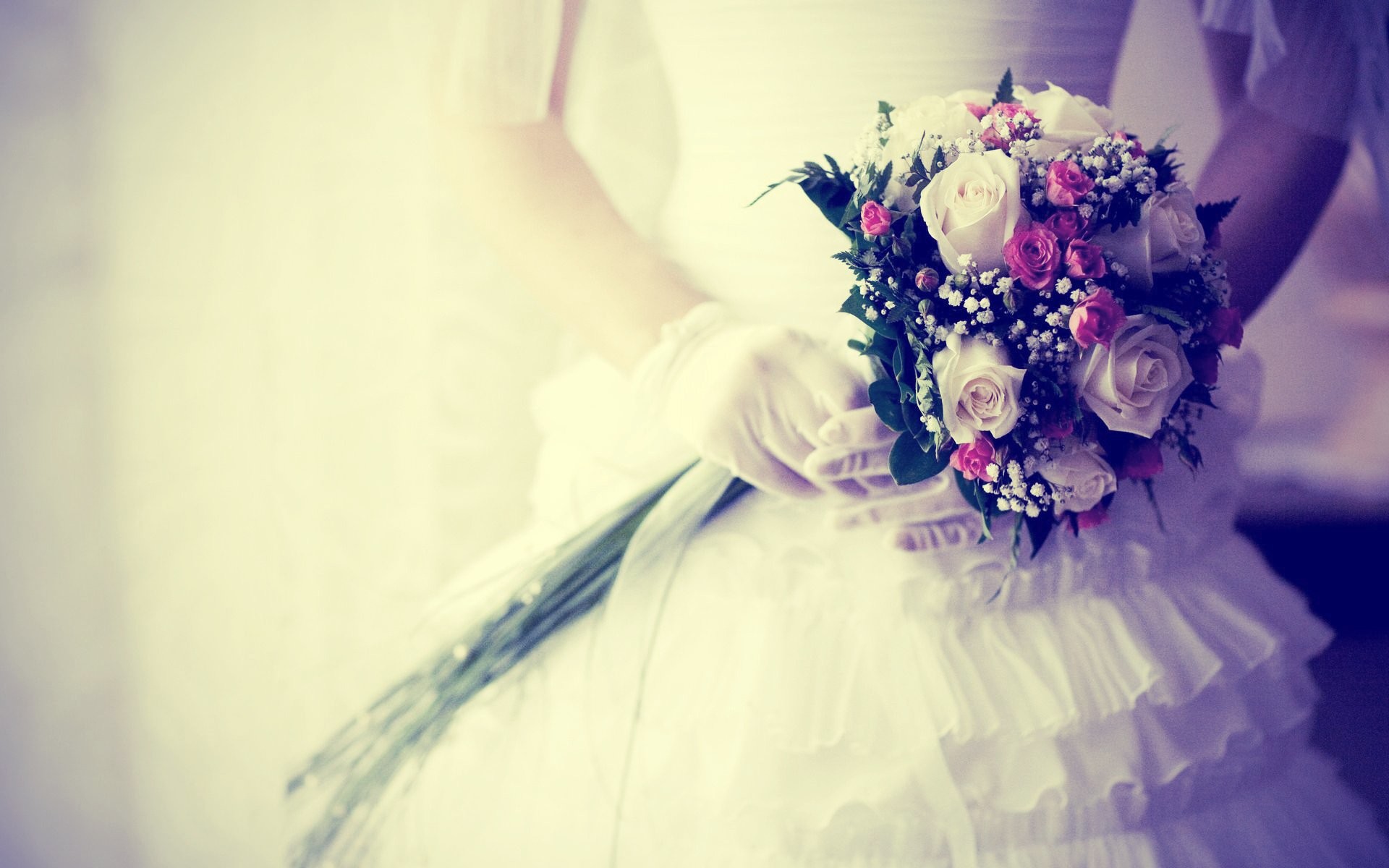1920x1200 Women - Bride Wedding Dress Wedding Flower Fashion Style Wallpaper