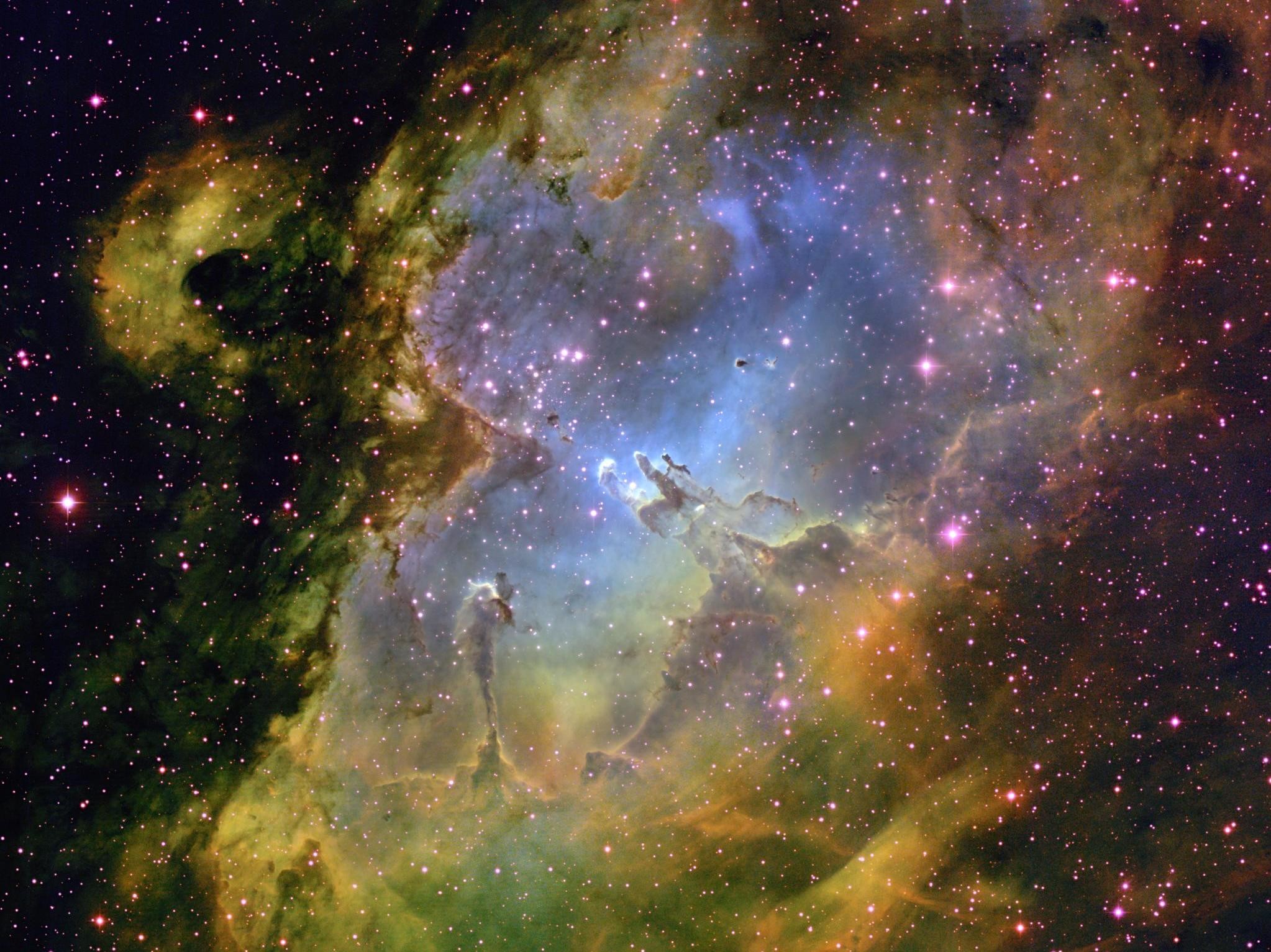 2046x1534 Hubble Telescope Eagle Nebula Wallpapers