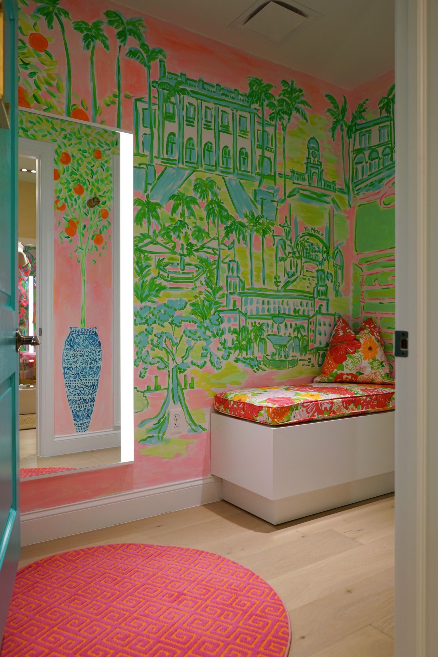 1530x2294 Fitting room details in our Somerset Collection Store. Lilly Pulitzer  Prints, Lily Pulitzer,