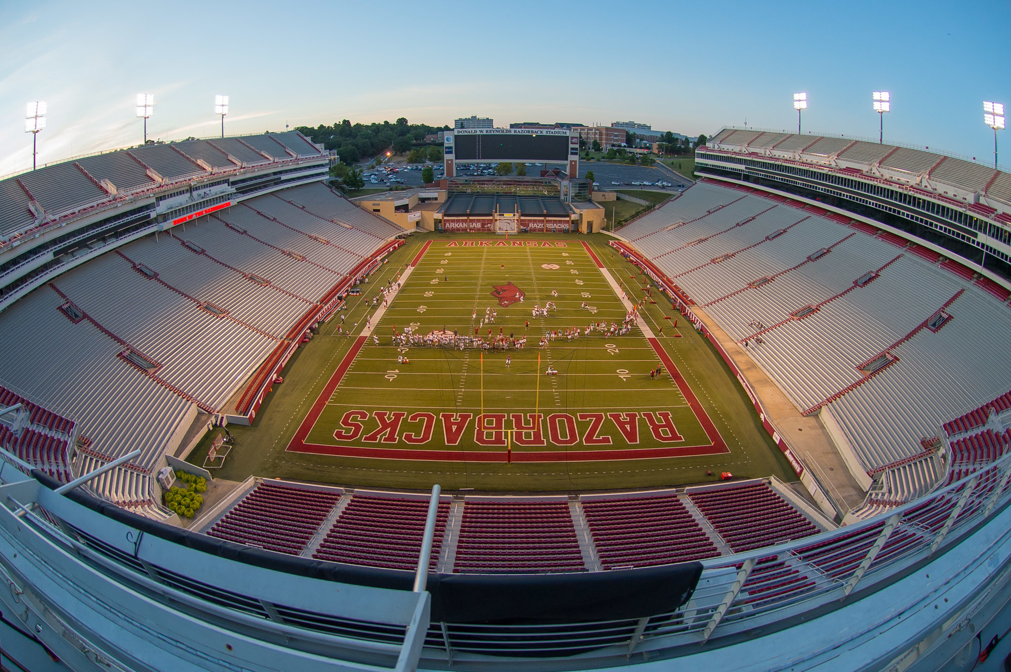 2000x1330 #HogsCamp Practice 6: Under the Lights