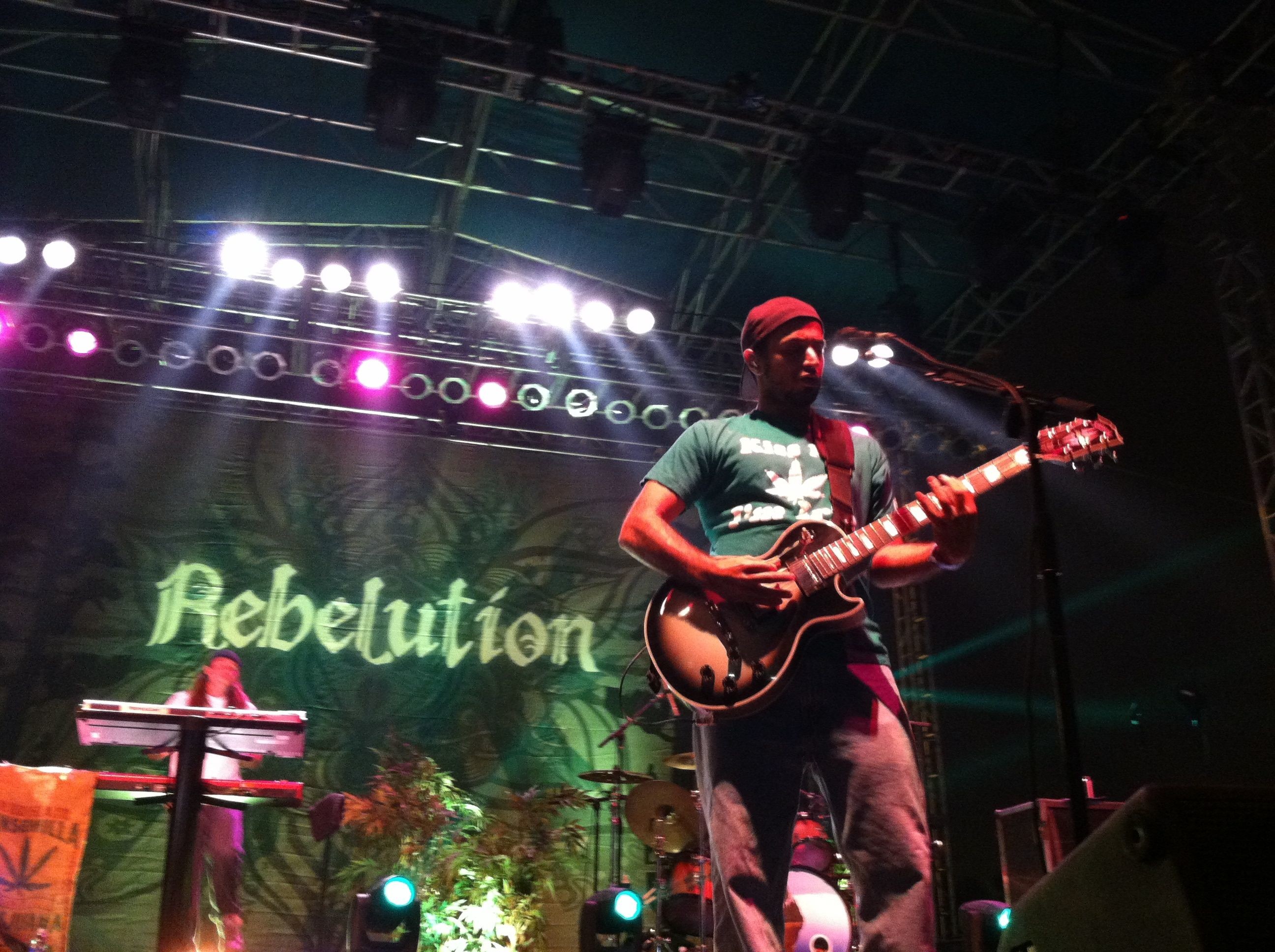 2592x1936 A Rebelution Concert to Remember