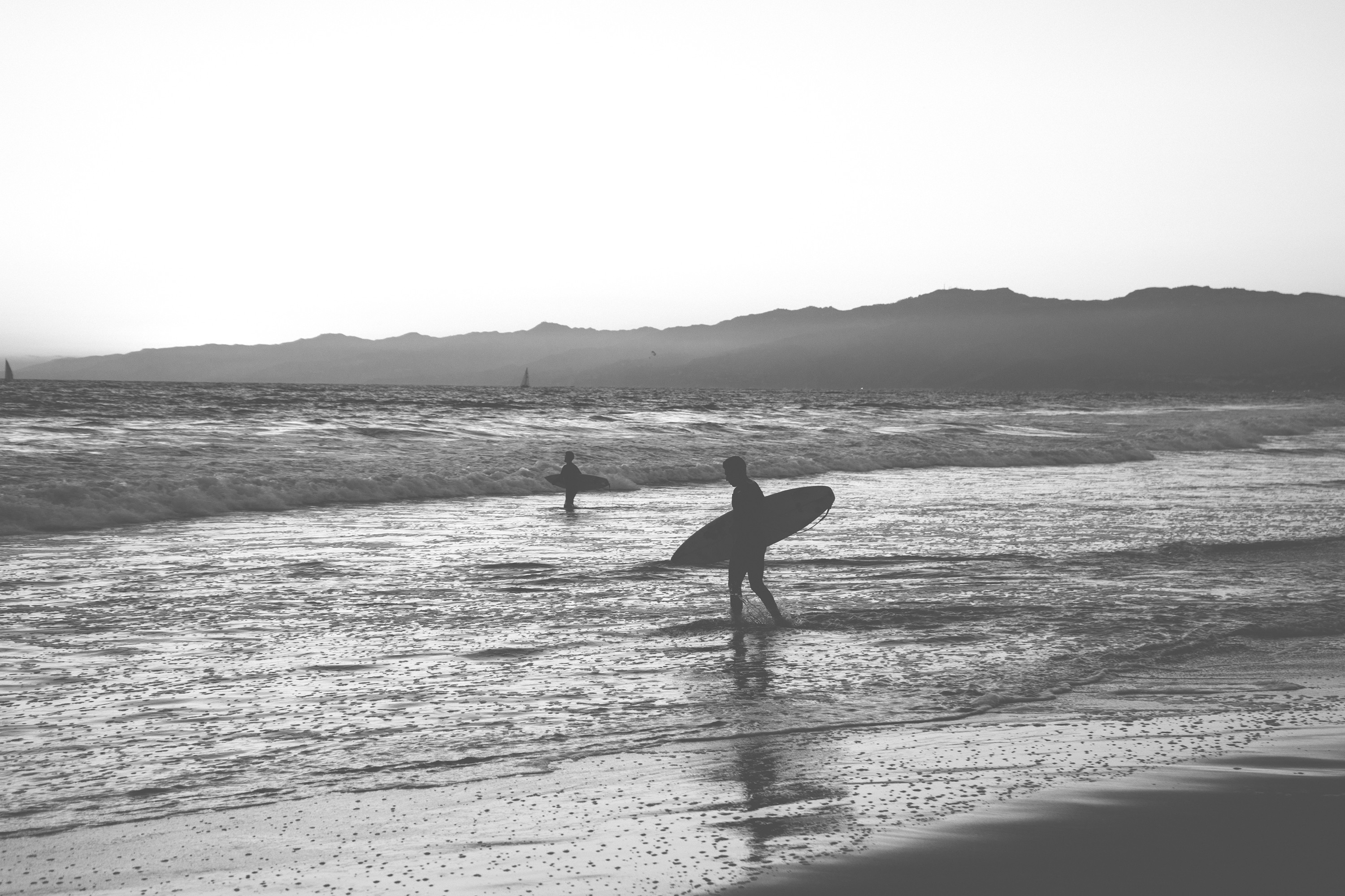 3000x2000 Free stock photo of black-and-white, surfer, surfing