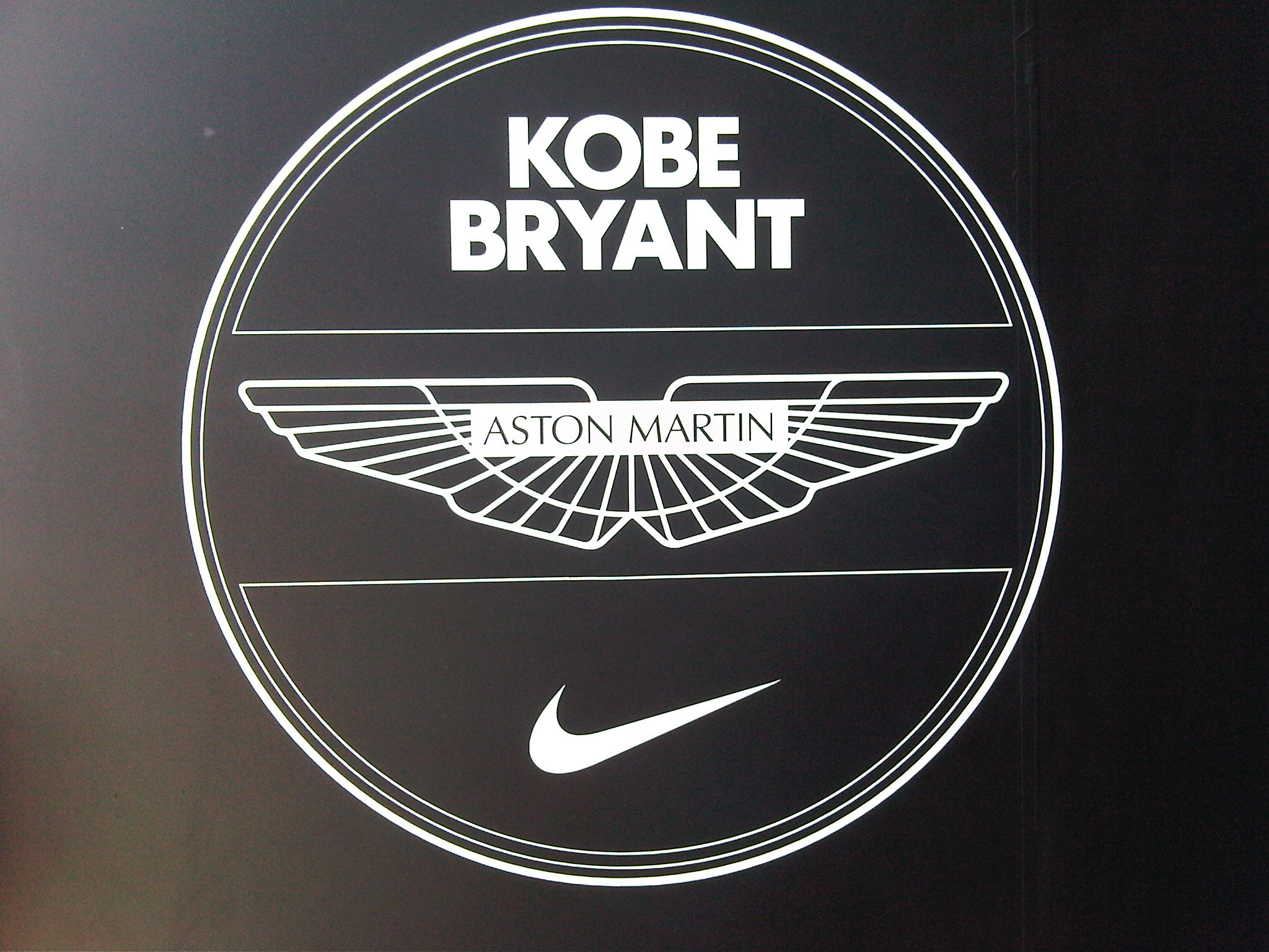 2048x1536 Nike Kobe Bryant Logo