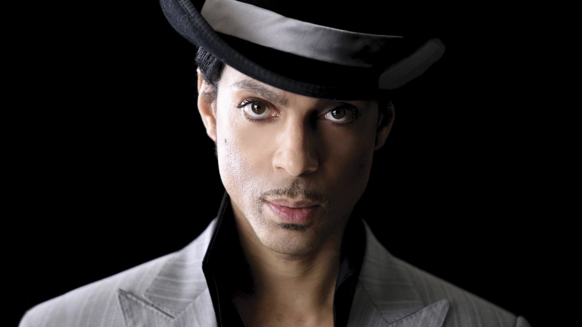 Prince Rogers Nelson Wallpapers (69+ images)