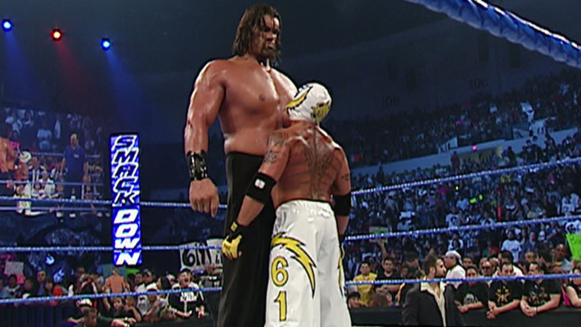 1920x1080 Rey Mysterio vs. The Great Khali: SmackDown 12.05.06