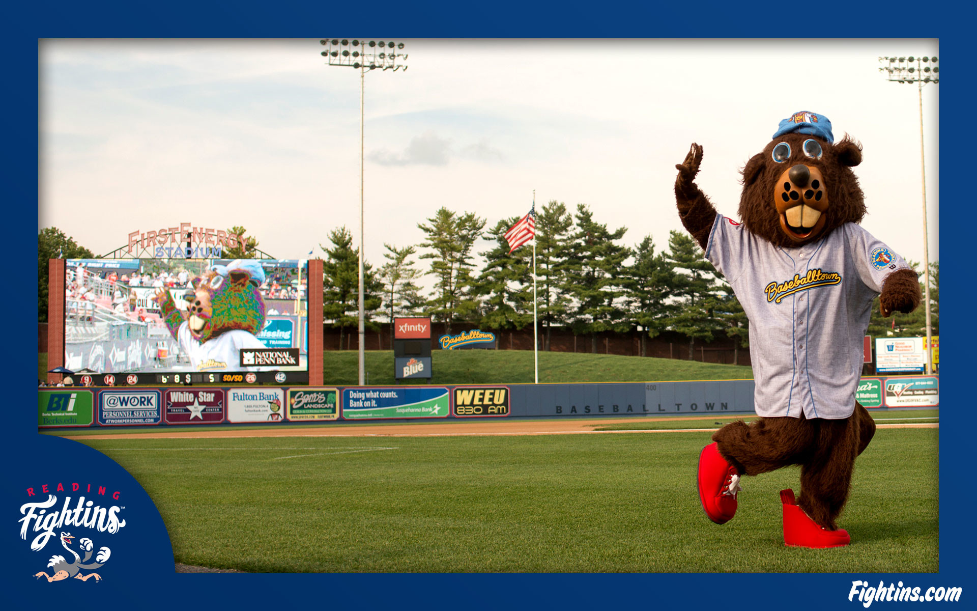 1920x1200 Add some fun to your computer and tablets with some Reading Fightin Phils  Desktop Wallpapers. Click on the images below to download a copy of the  desktop ...