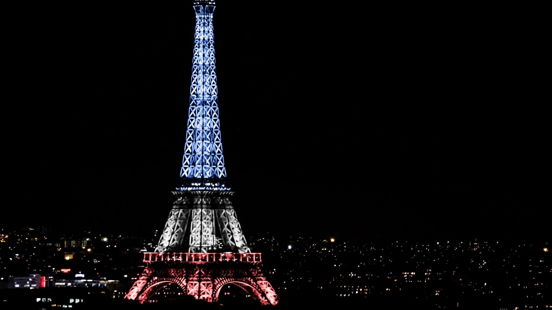 1920x1080 Eiffel Tower at Night Wallpaper 15 - 1920 X 1200 Â· Original Â· 1920x1200