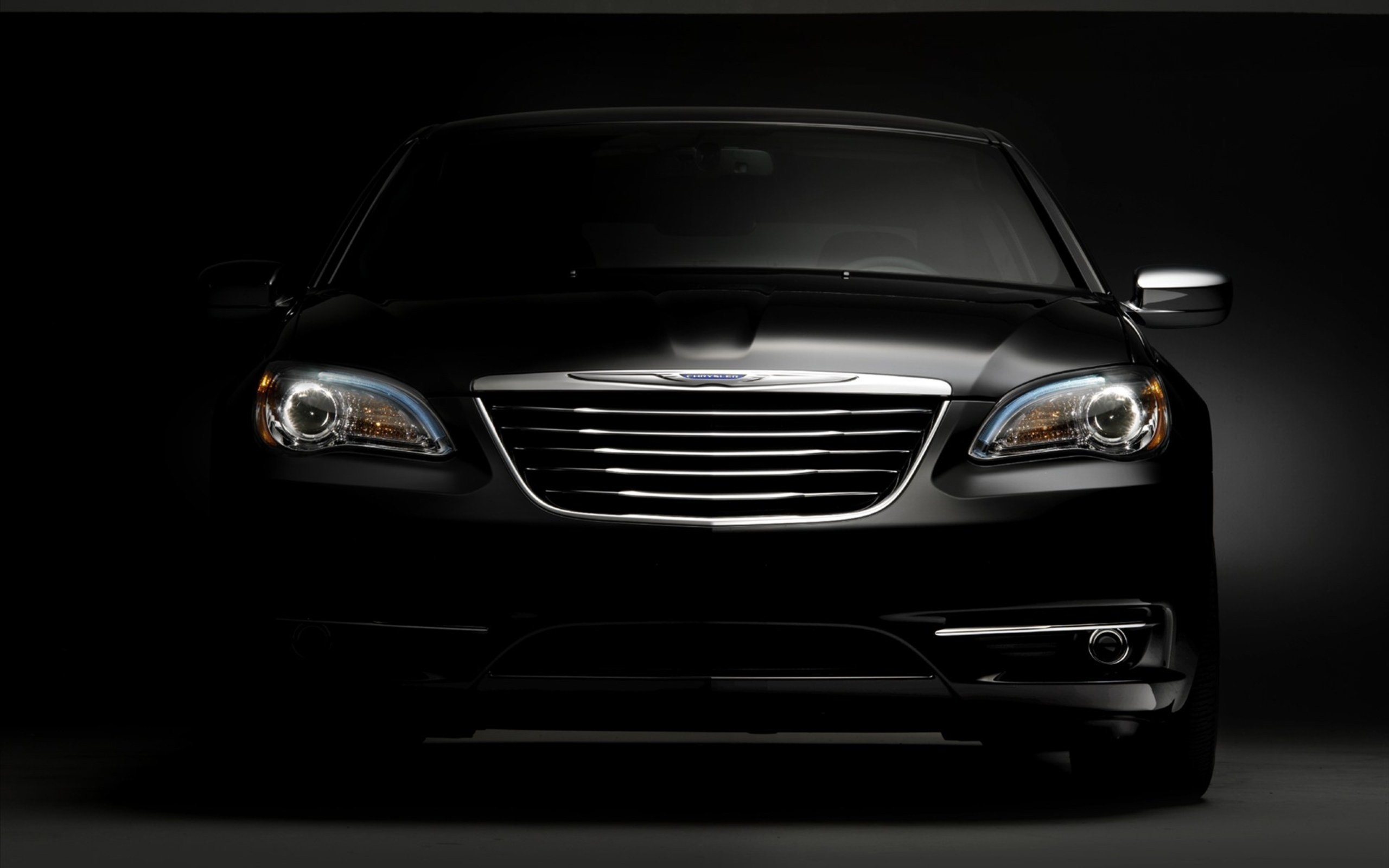 2560x1600 Black-Elegant-Car-wallpaper