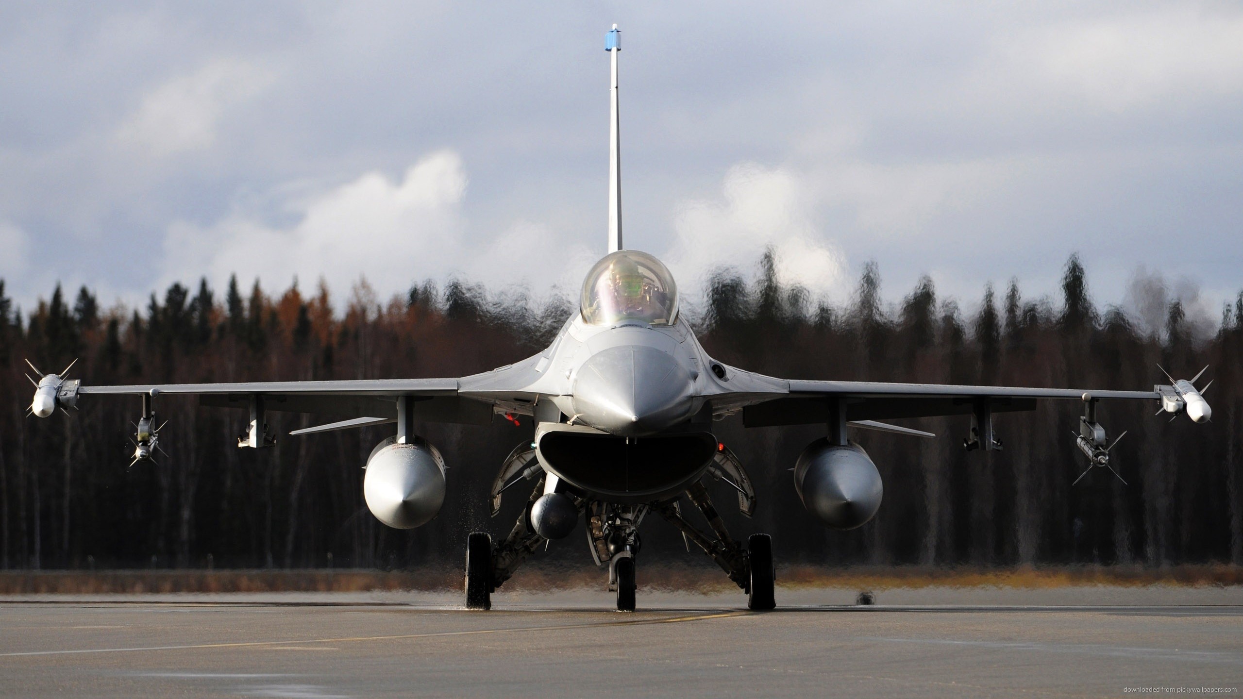 2560x1440 f-16-fighting-falcon-at-runway-front-view.jpg (2560Ã1440) | F16 Fighter |  Pinterest | Falcons, City wallpaper and Military aircraft