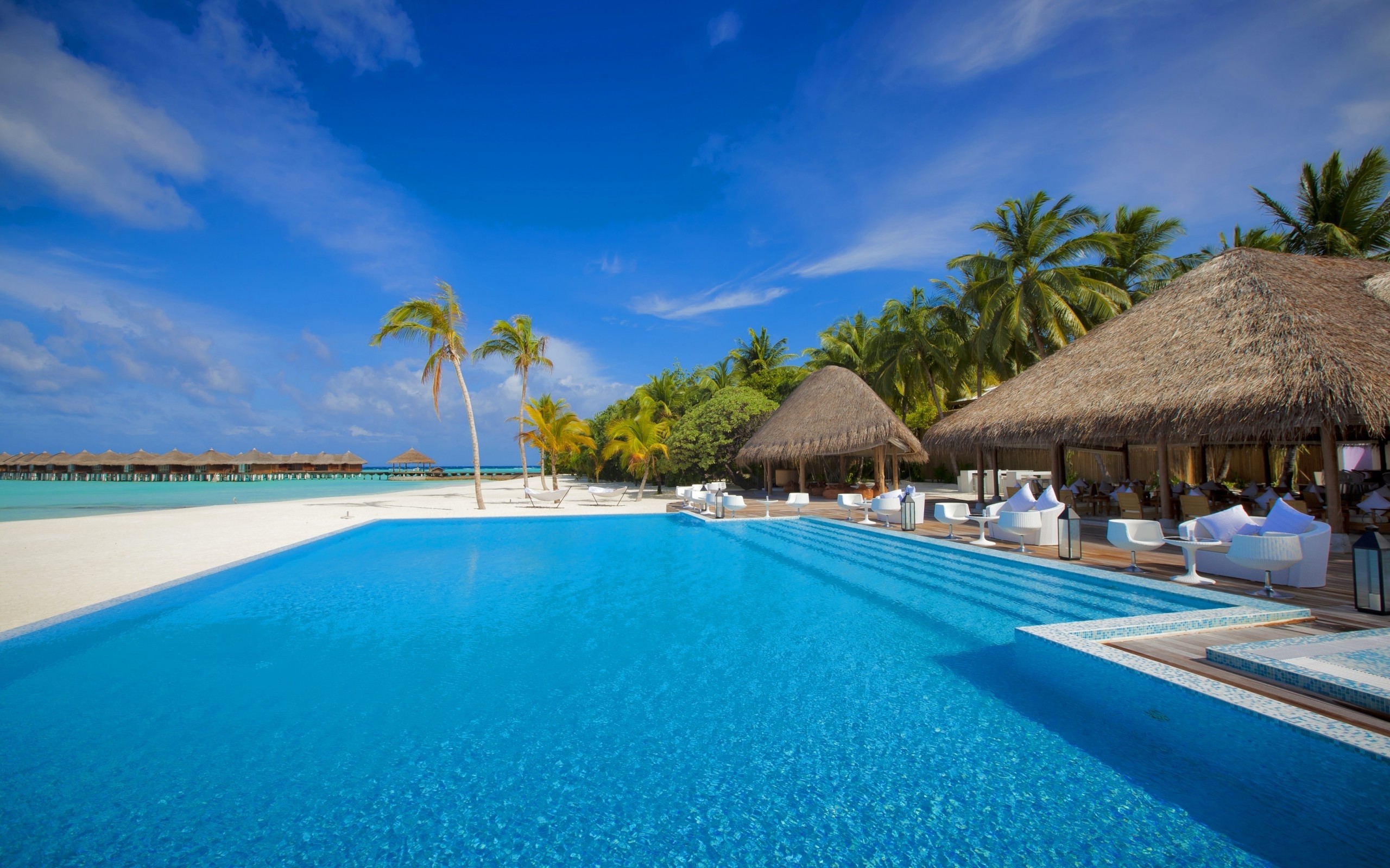 2560x1600 Download Exotic Resort Wallpapers 