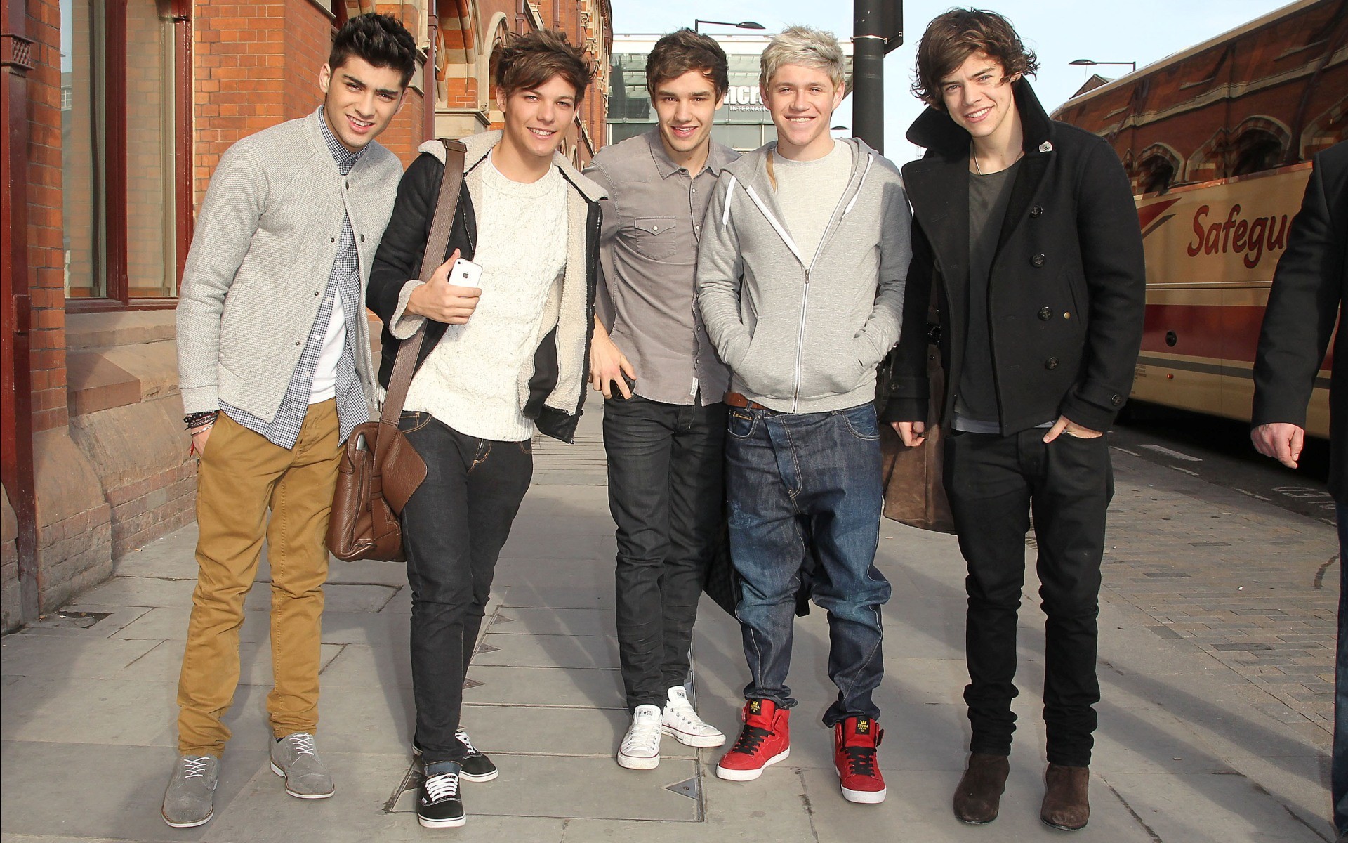 1920x1200 Awesome 1D Background.