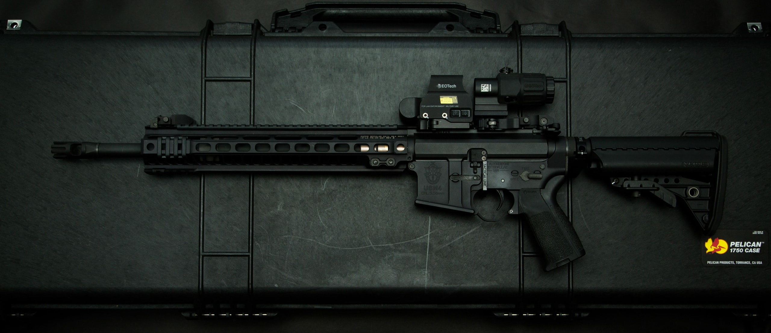 2560x1108 HD wallpaper: gun, ammunition, knife, assault rifle, pistol, Glock, AR-15 |  Wallpaper Flare